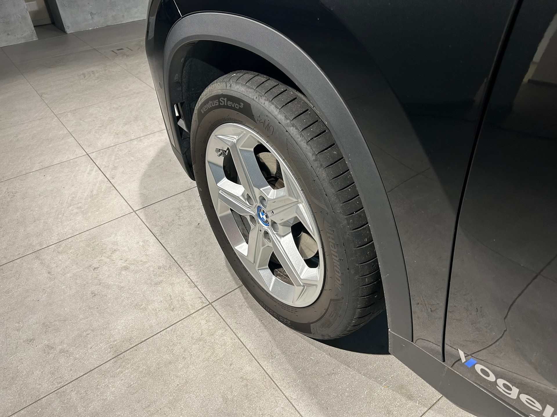BMW X1 sDrive 18d-image-21