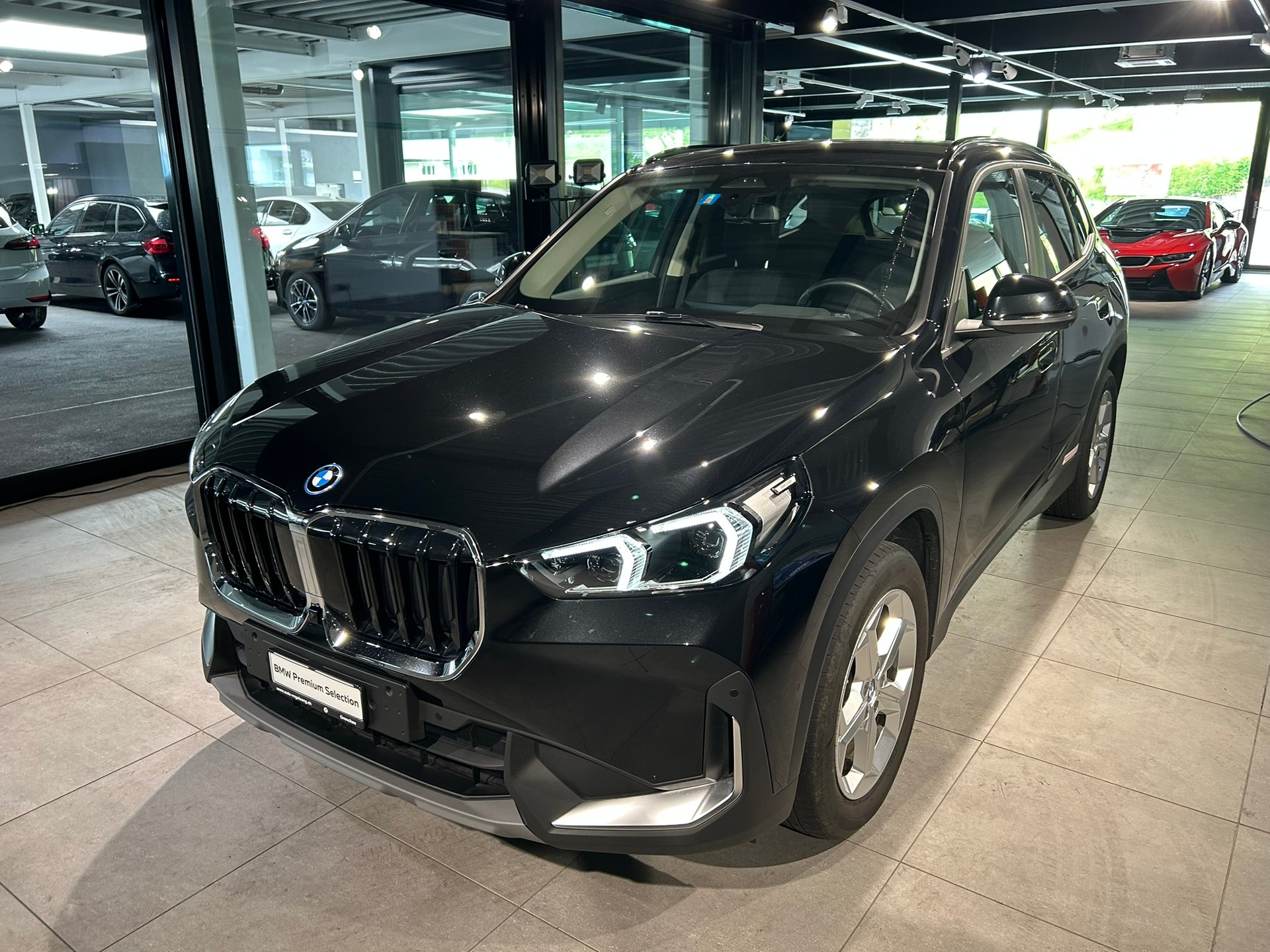 BMW X1 sDrive 18d-image-6