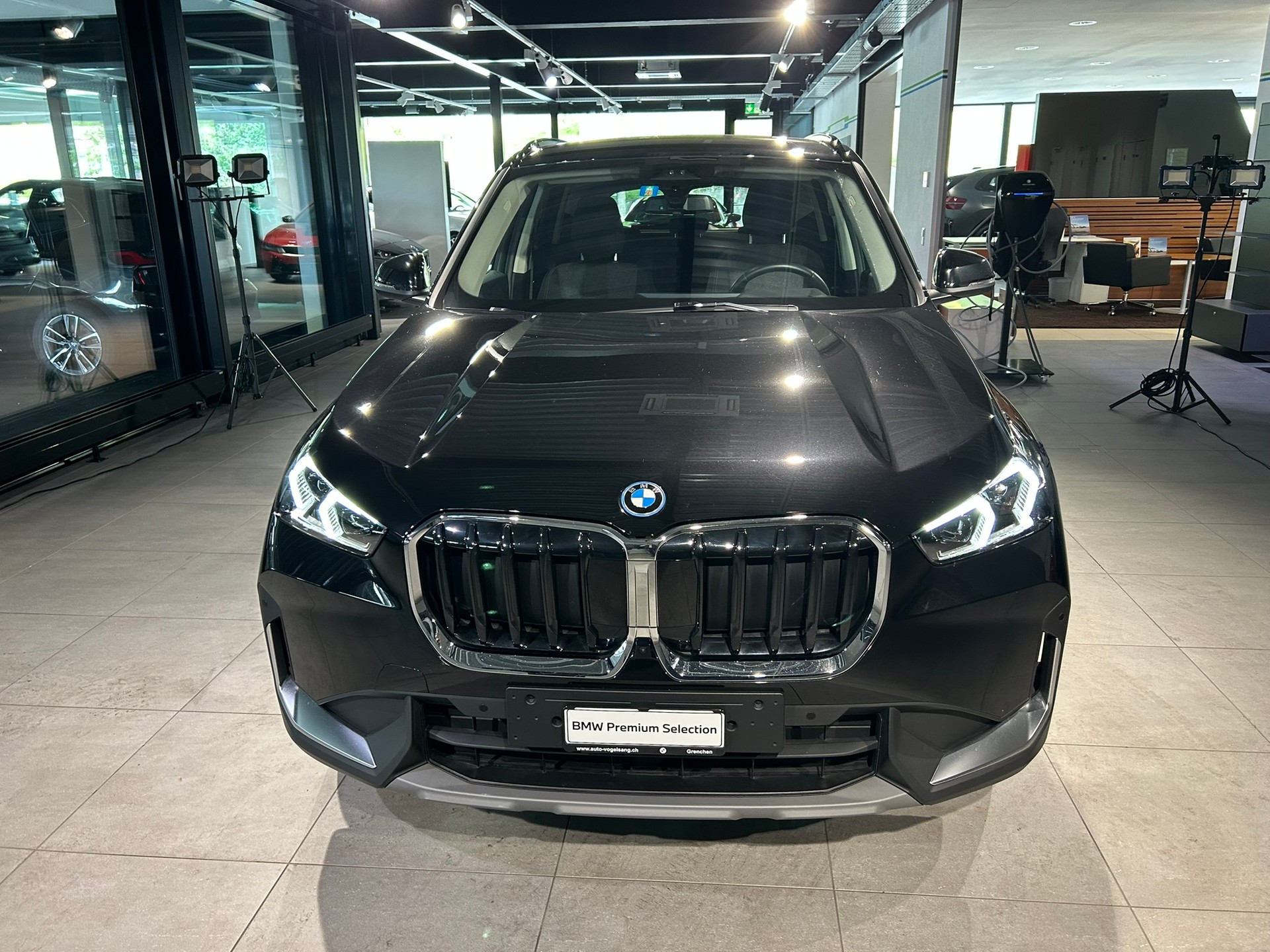 BMW X1 sDrive 18d-image-4