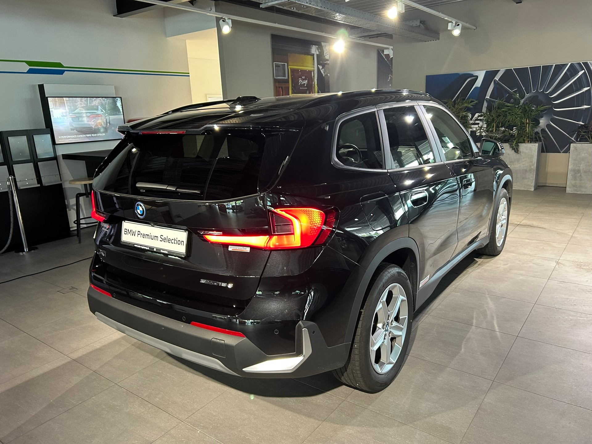 BMW X1 sDrive 18d-image-9