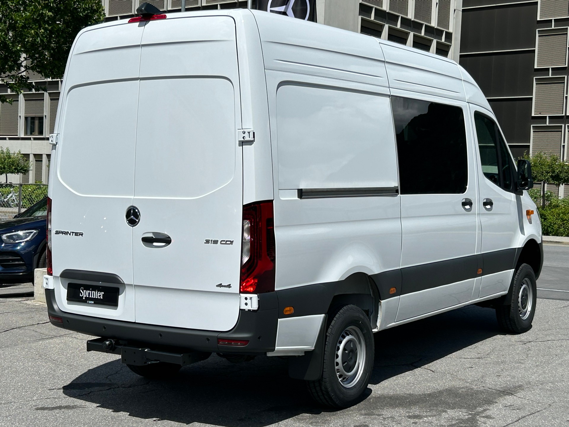 MERCEDES-BENZ Sprinter 319 CDI PRO Kasten Worker 4Matic-image-8