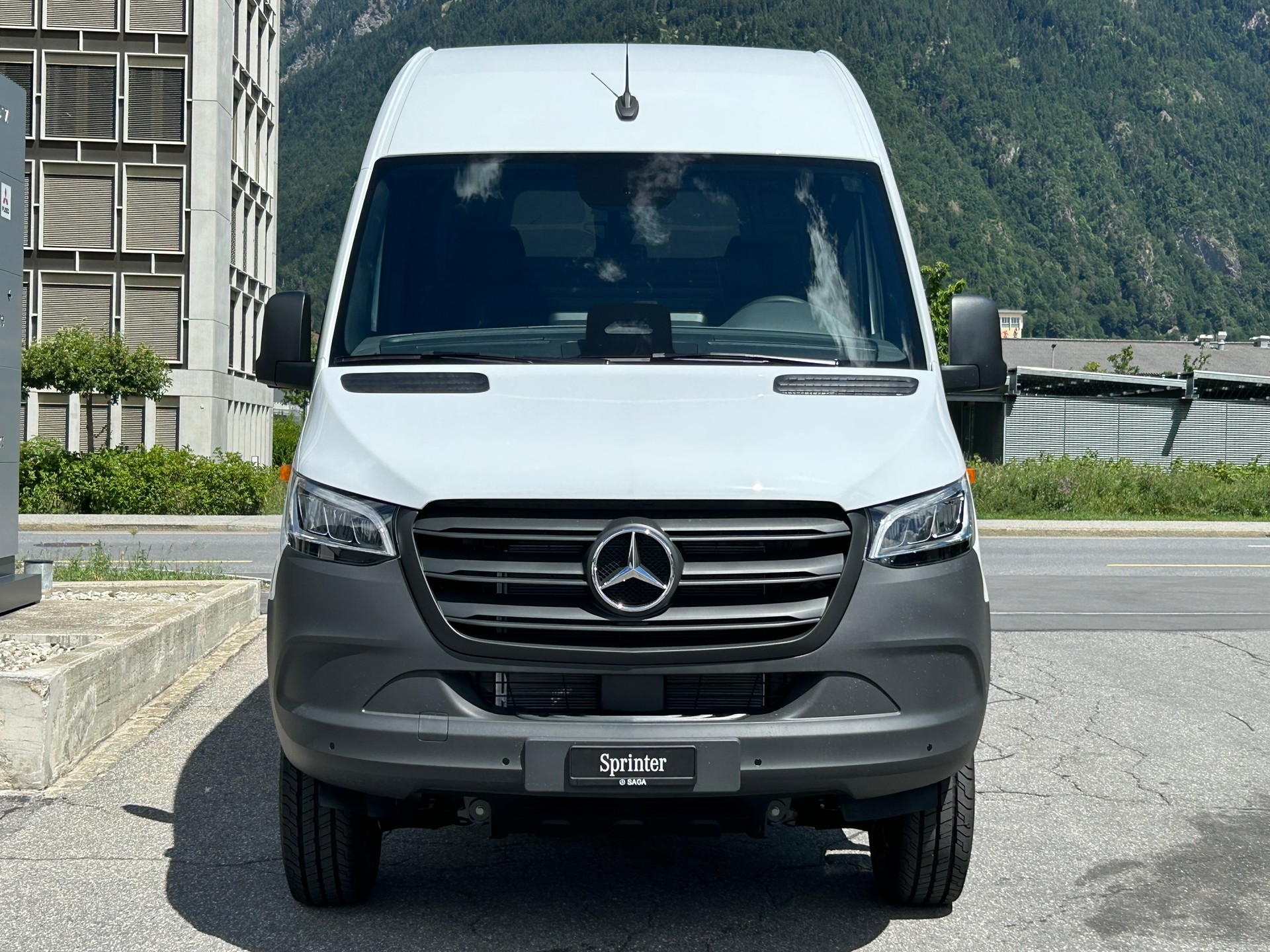 MERCEDES-BENZ Sprinter 319 CDI PRO Kasten Worker 4Matic-image-1
