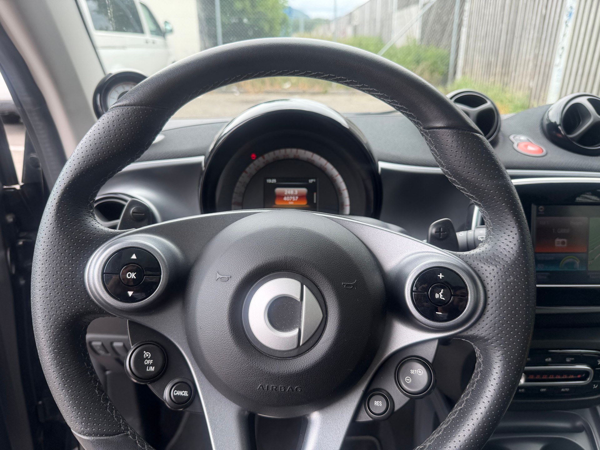 SMART fortwo-image-5