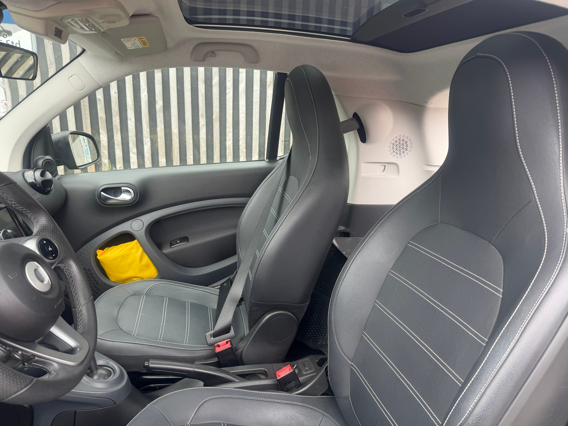 SMART fortwo-image-4