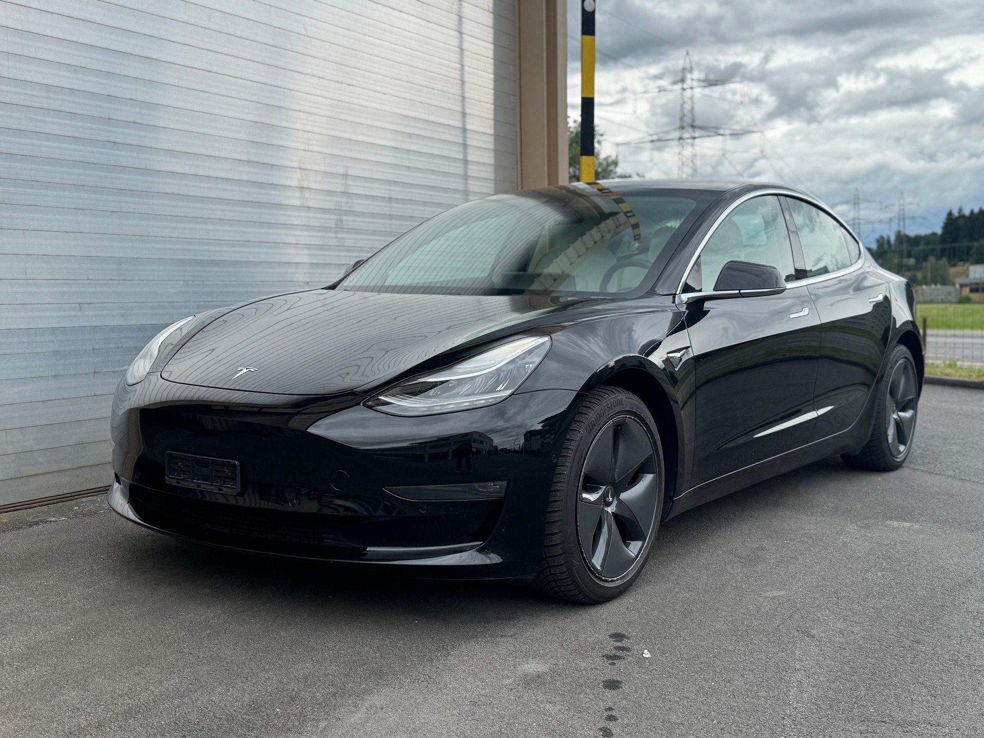 TESLA Model 3 Long Range Dual Motor AWD-image-0