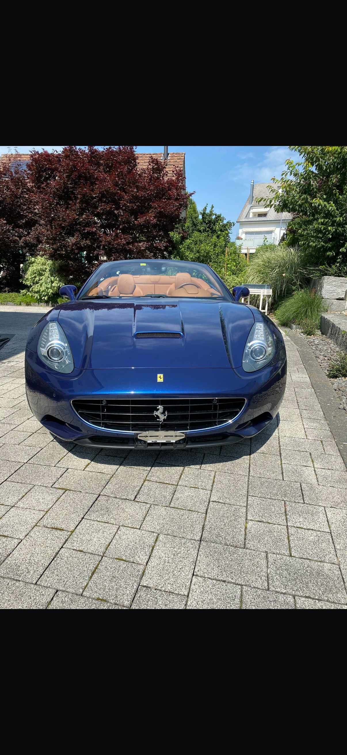 FERRARI 4.3-image-2
