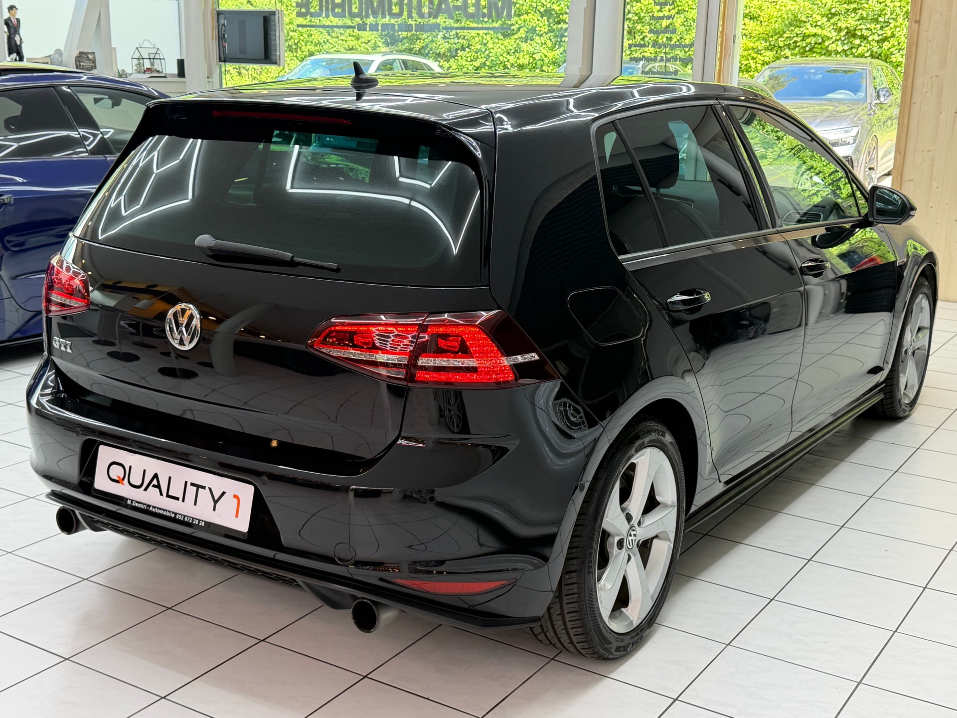 VW Golf VII 2.0 TSI GTI DSG-image-9