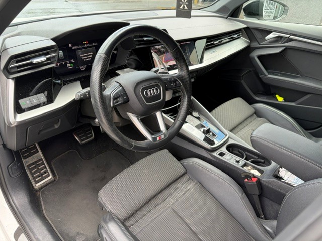 AUDI A3 Sportback 1.5 35 TFSI Attraction S-Tronic-image-8