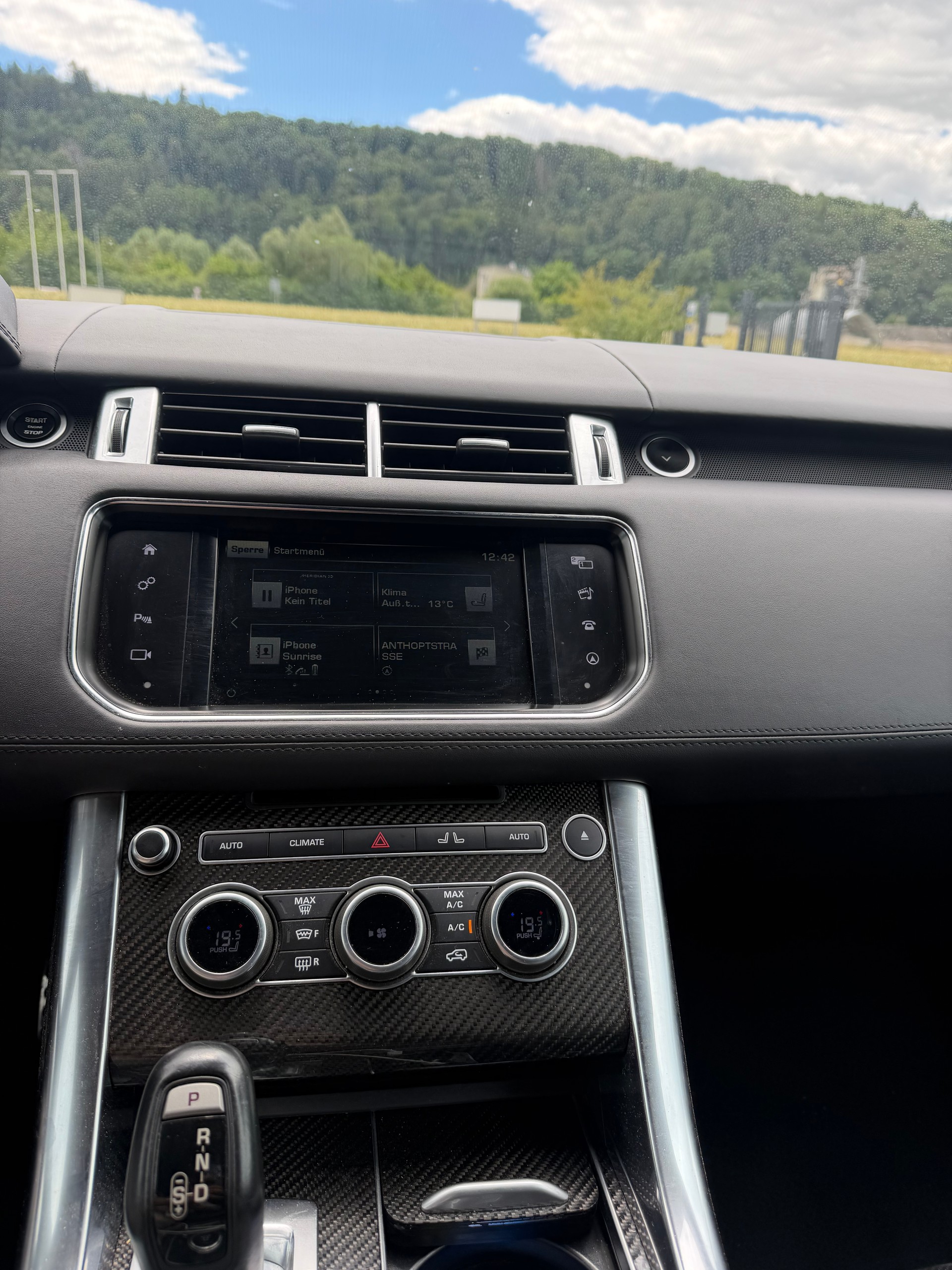 LAND ROVER Range Rover Sport 5.0 V8 SVR-image-14