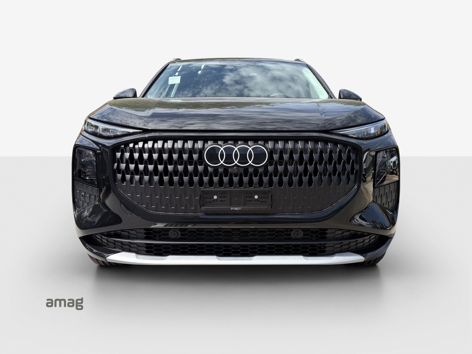 AUDI Q3 SUV 110 kW TFSI S tronic-image-6