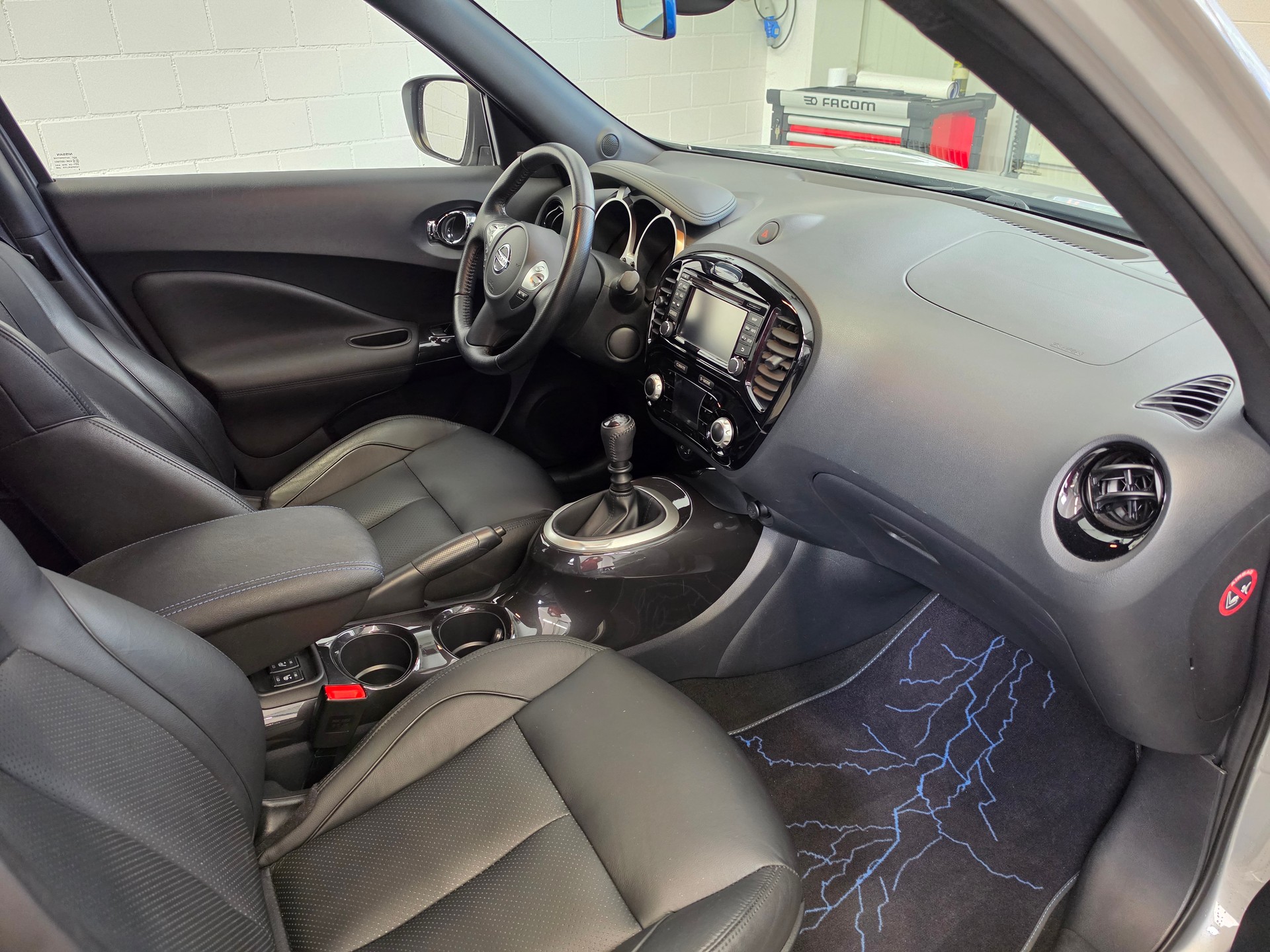 NISSAN Juke 1.6 DIG-T tekna-image-15