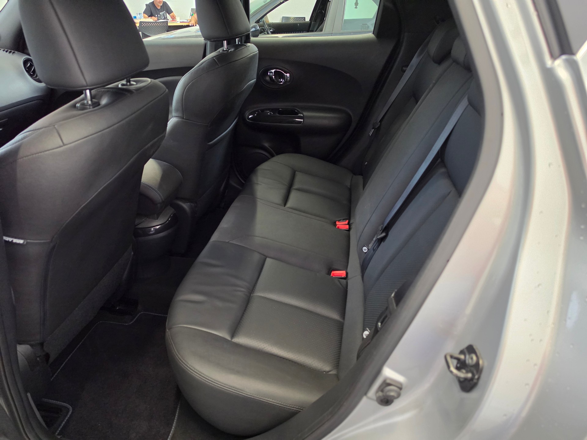 NISSAN Juke 1.6 DIG-T tekna-image-4