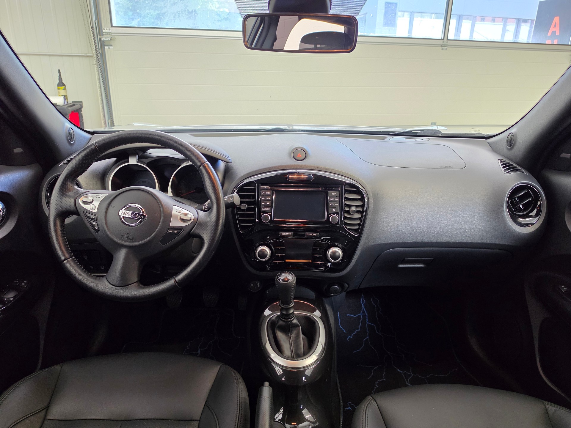 NISSAN Juke 1.6 DIG-T tekna-image-5