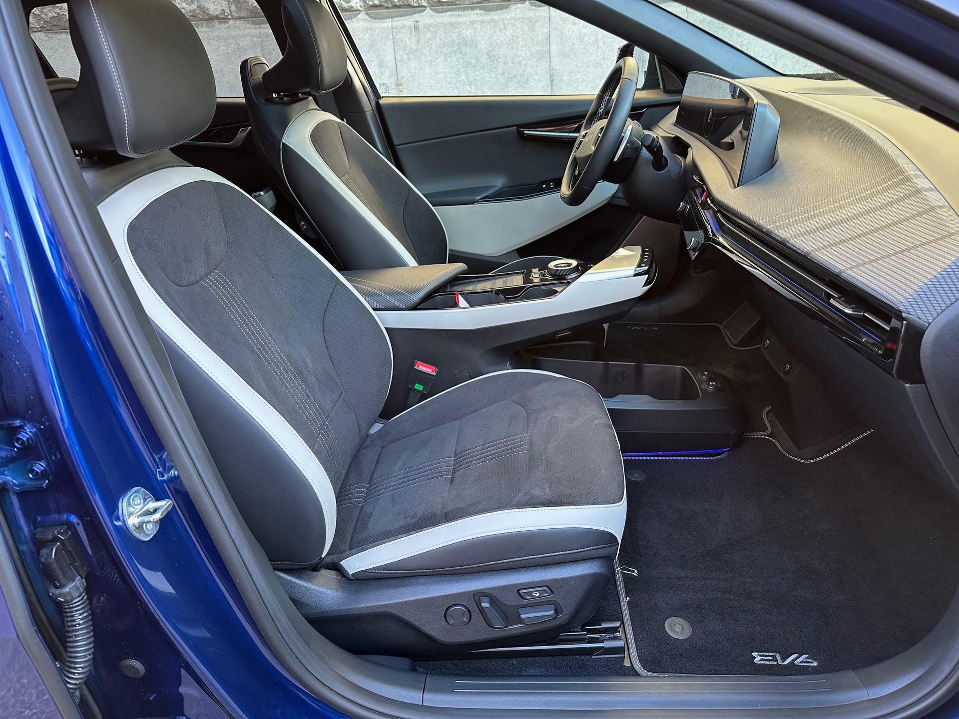 KIA EV6 77 kWh GT-Line 4x4-image-11