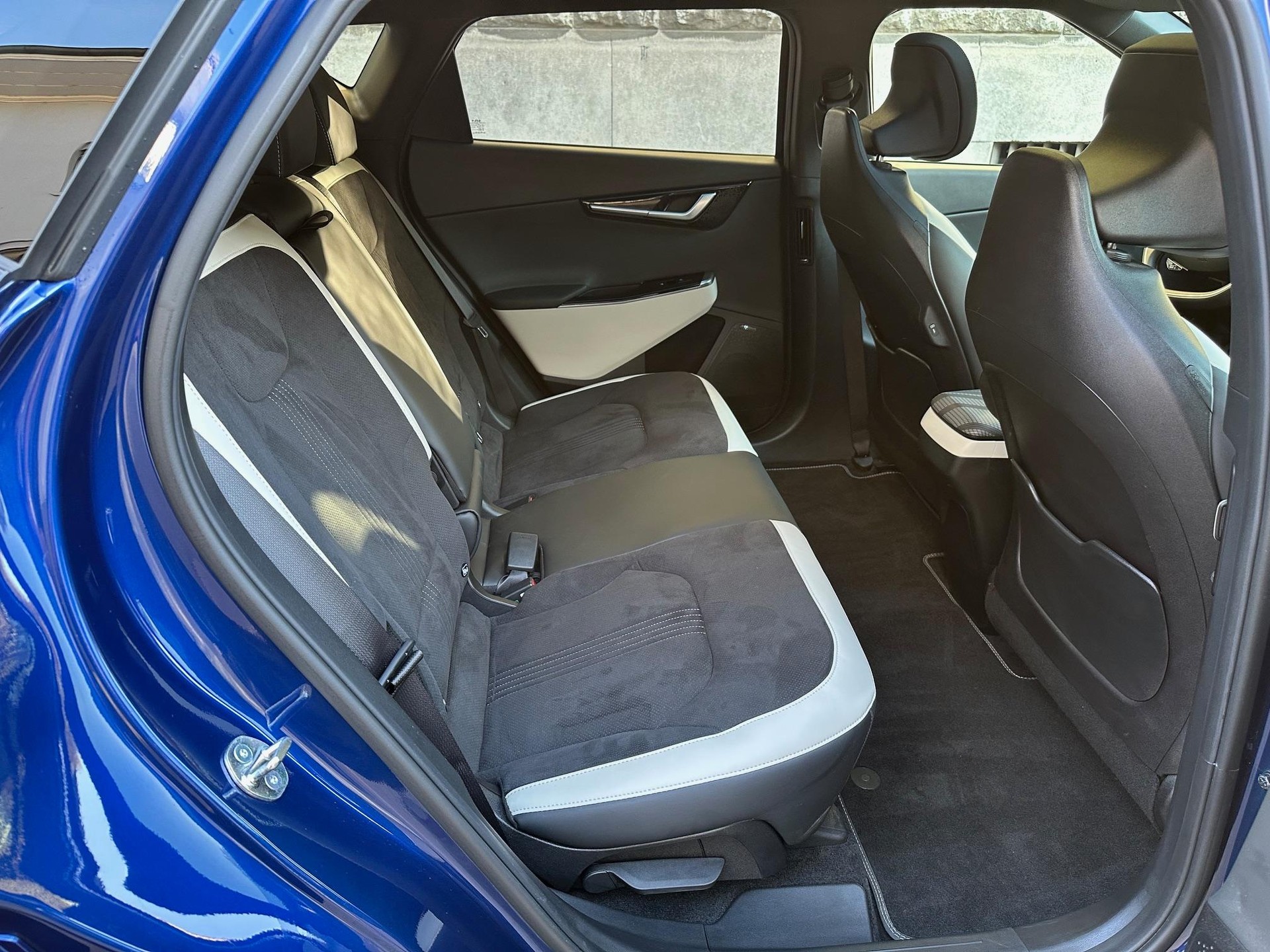 KIA EV6 77 kWh GT-Line 4x4-image-13