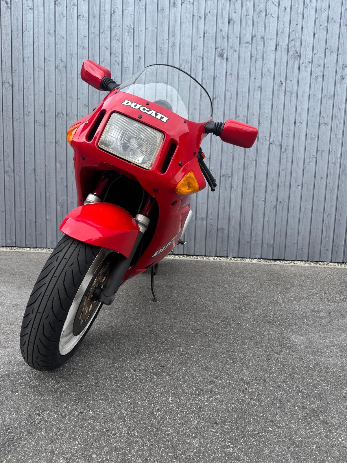 DUCATI 851 Superbike-showroom-element-3