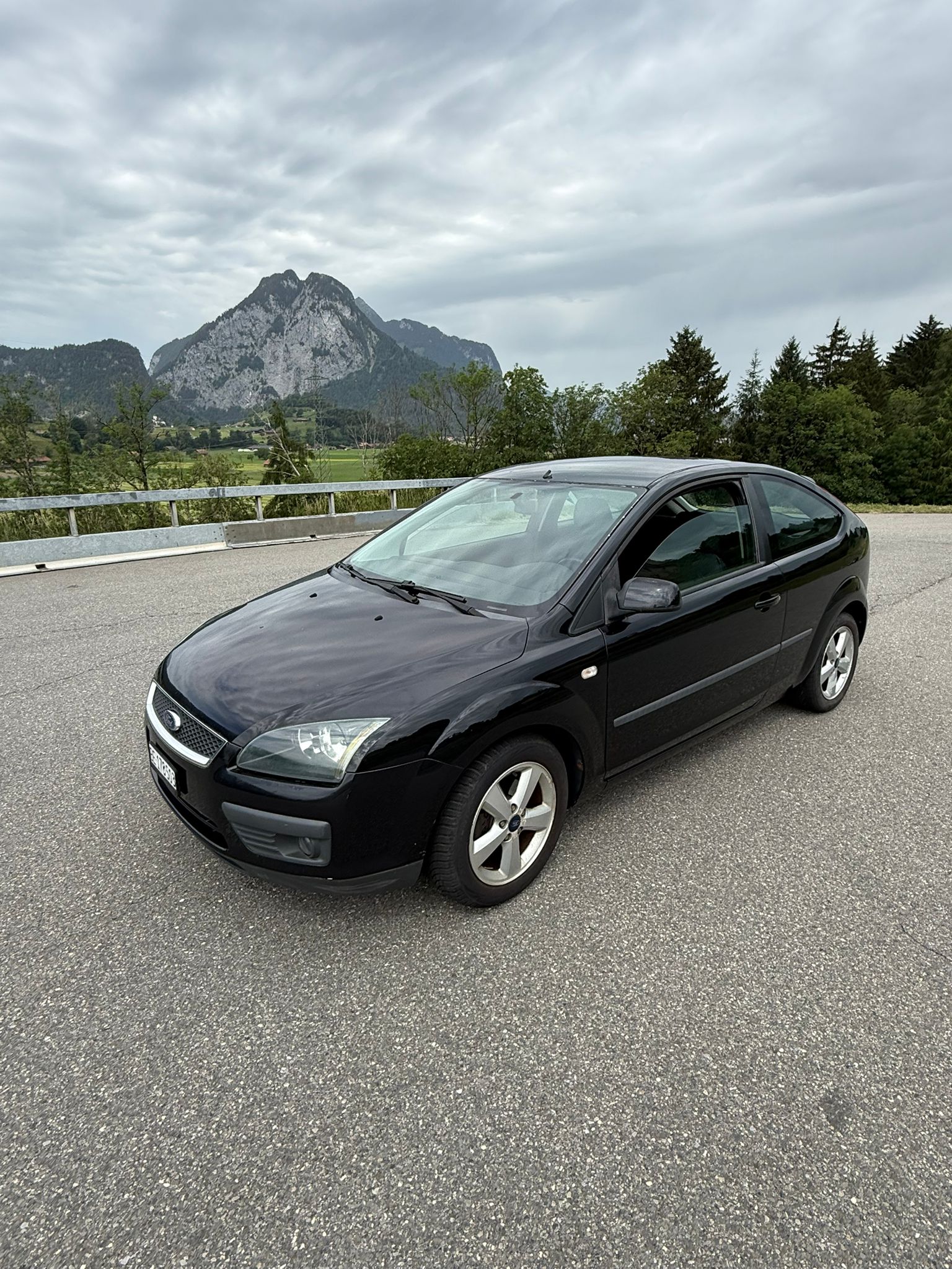 FORD Focus 1.6i VCT Trend-image-0