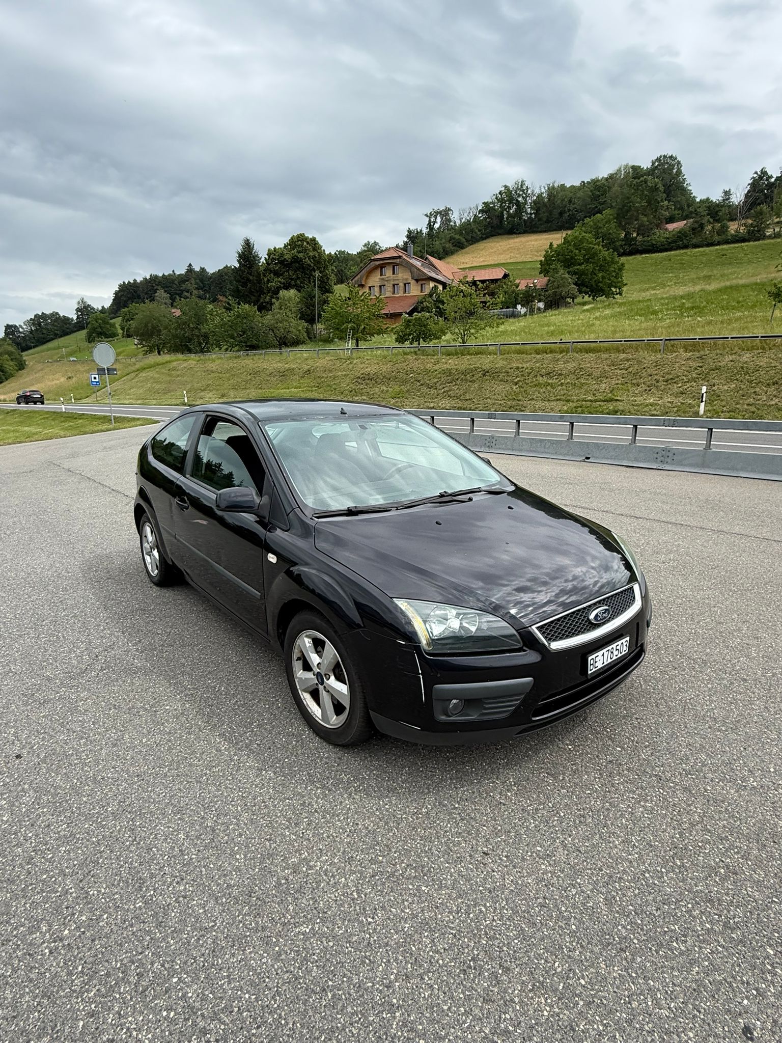 FORD Focus 1.6i VCT Trend-image-1