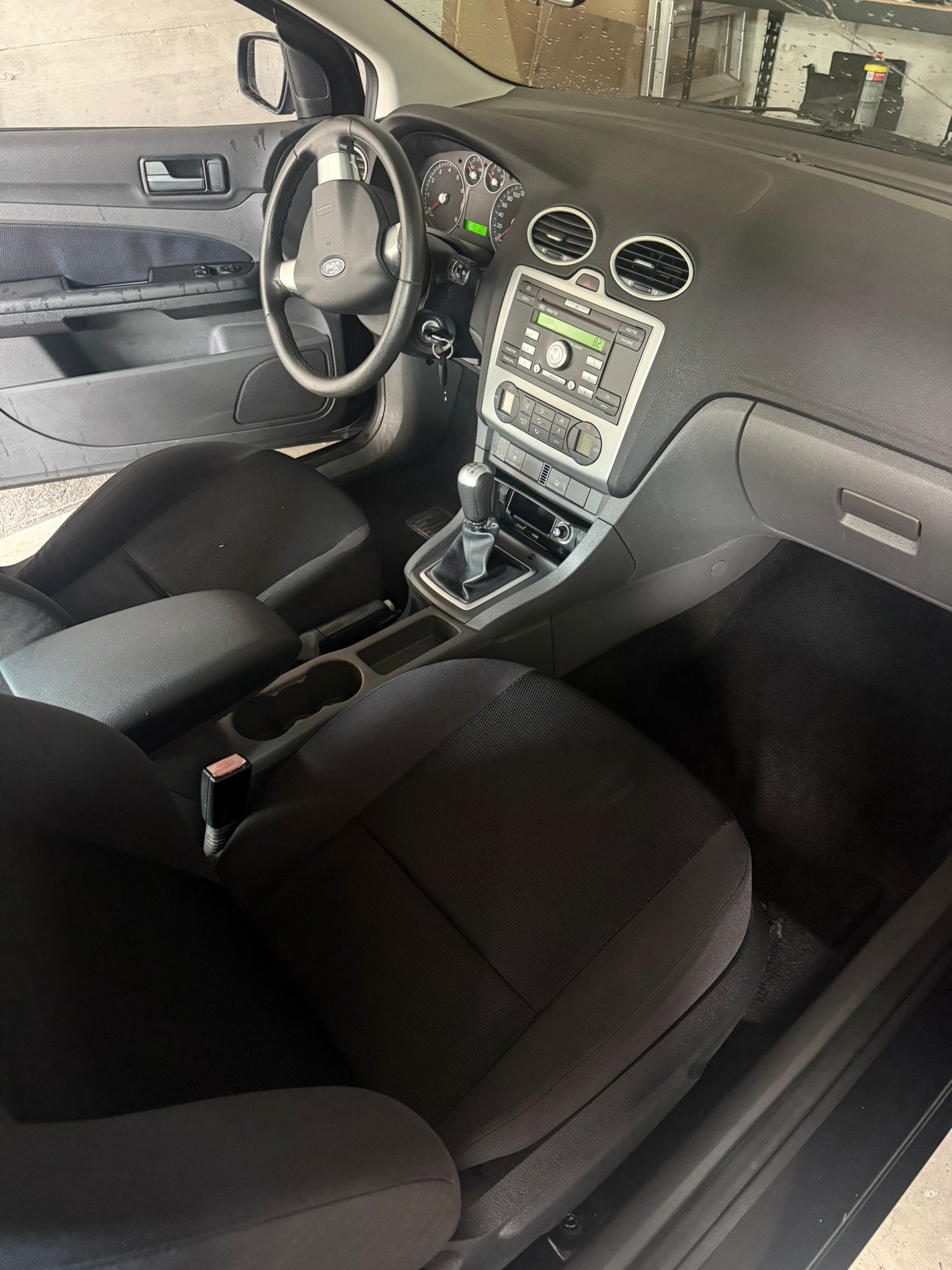 FORD Focus 1.6i VCT Trend-image-4