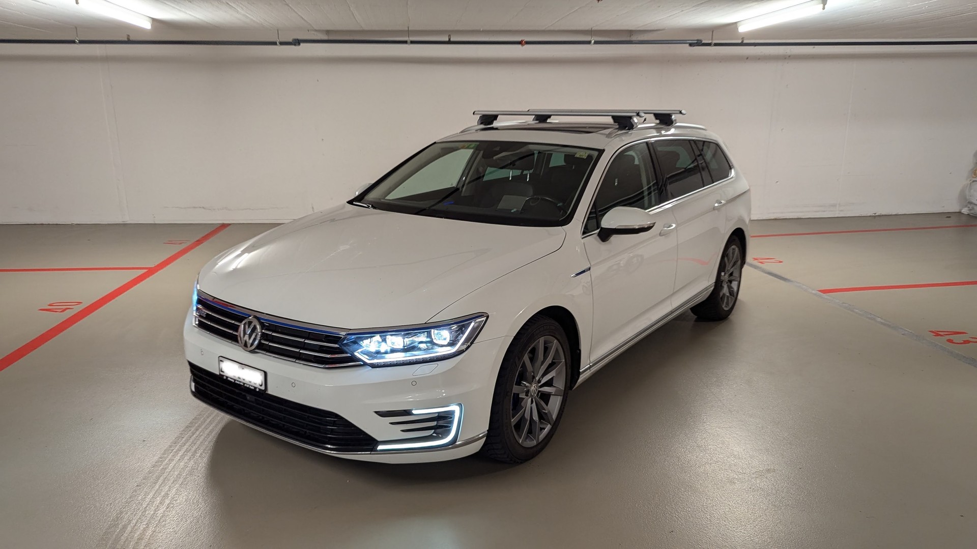 VW 1.4 TSI Plug-In-Hybrid GTE DSG-image-0