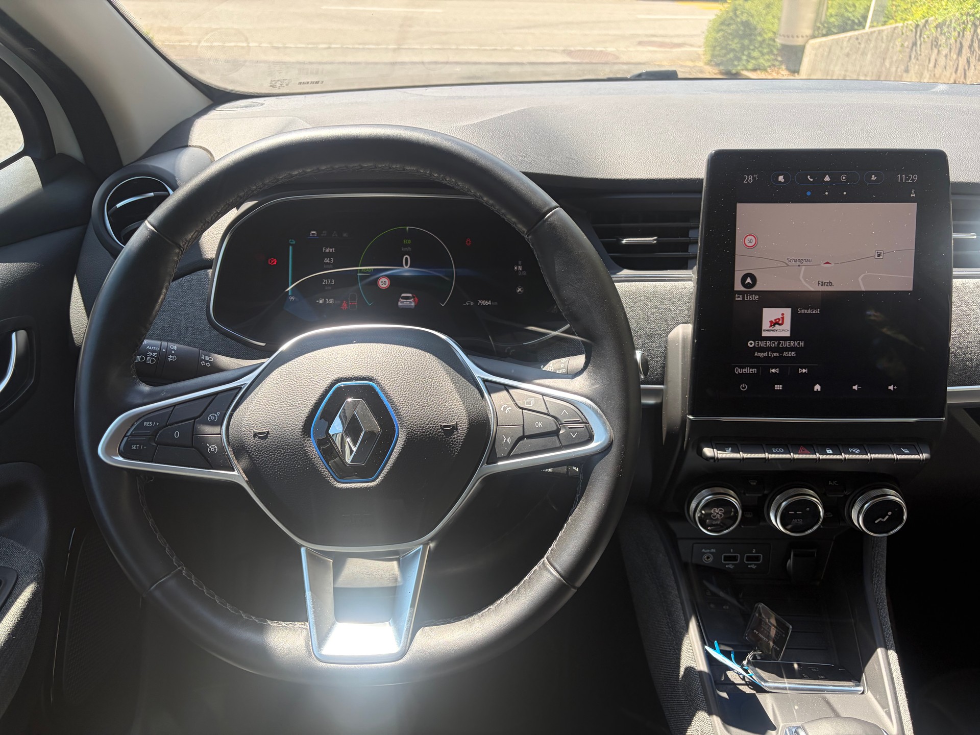 RENAULT Zoe Intens R135 (incl. Batterie)-image-10