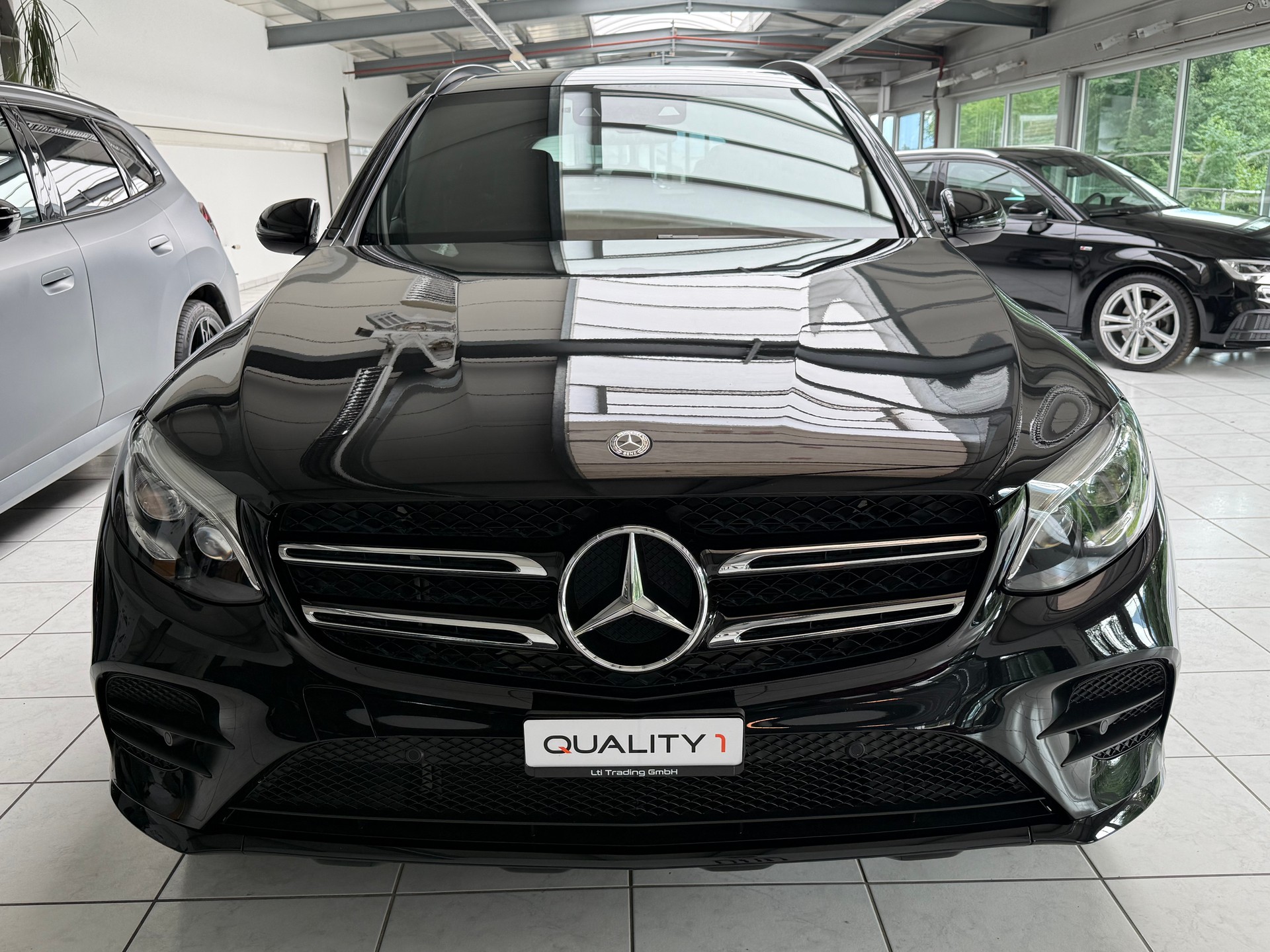 MERCEDES-BENZ GLC 250 AMG Line 4Matic 9G-Tronic-image-6
