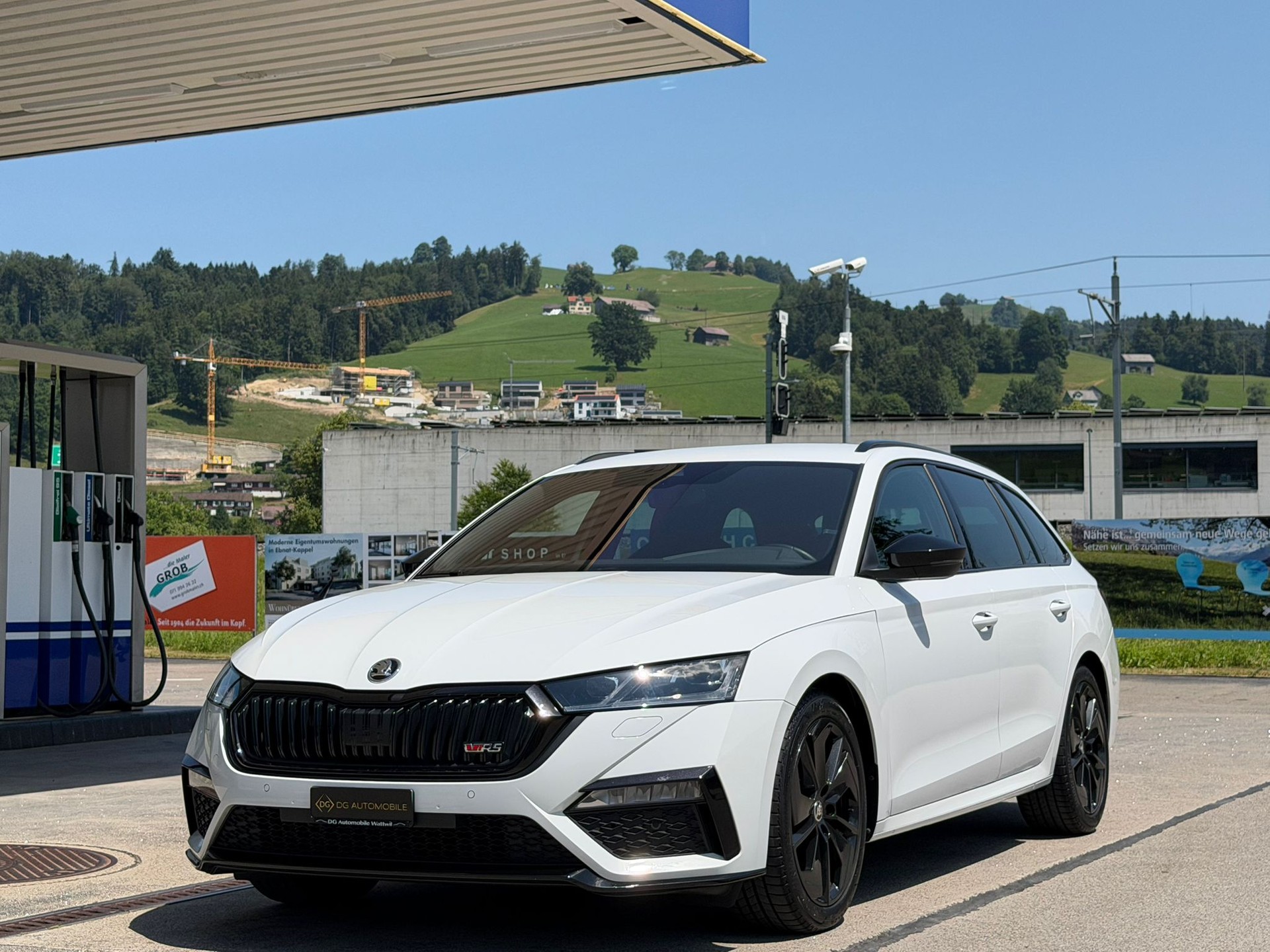 SKODA Octavia Combi 2.0 TSI DSG RS *Top Zustand**Top Ausstattung*-image-0
