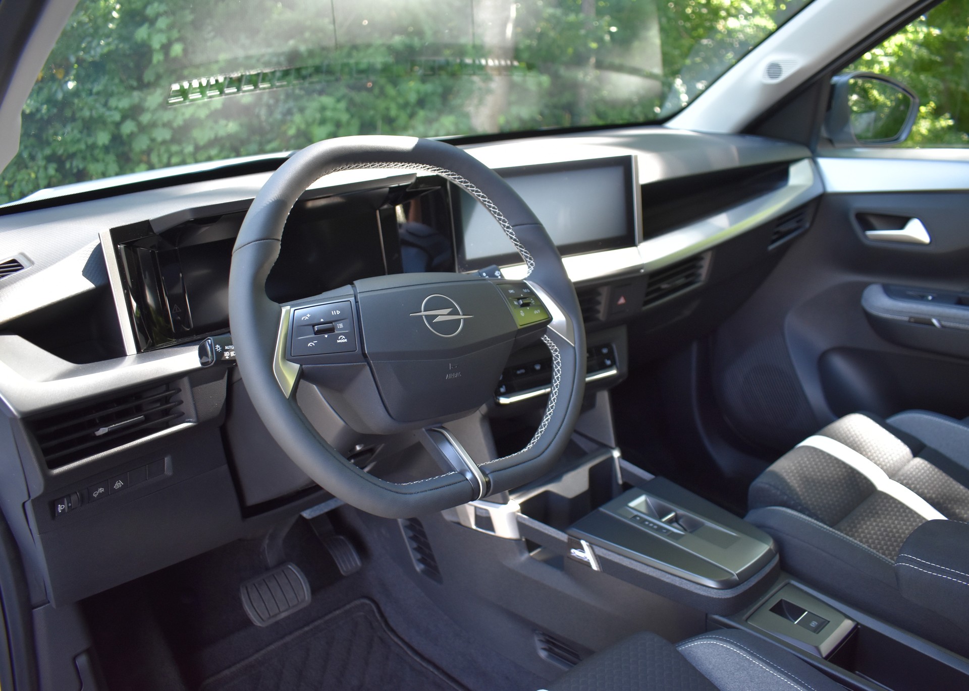 OPEL Frontera 1.2i MHEV GS-image-5
