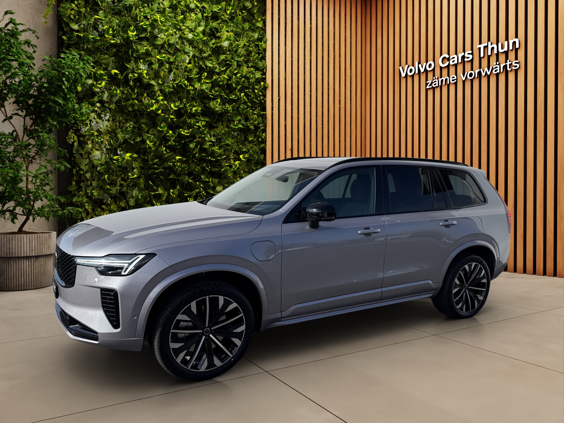 VOLVO XC90 2.0 T8 TE Ultra Dark eAWD-image-2