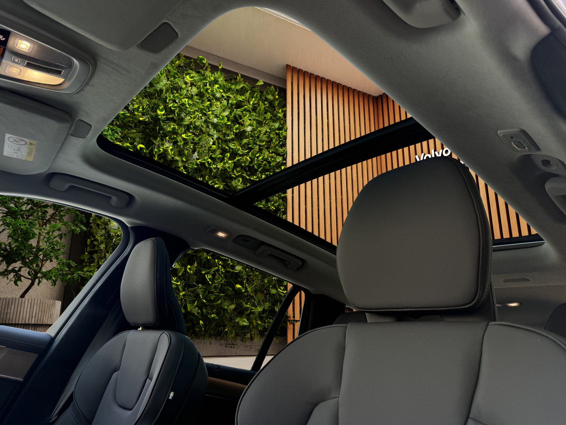 VOLVO XC90 2.0 T8 TE Ultra Dark eAWD-image-13