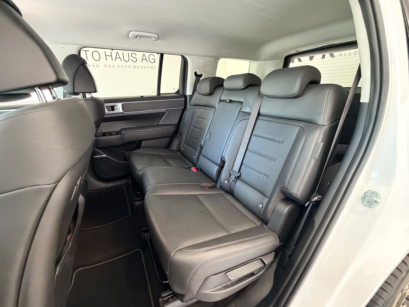 HYUNDAI Santa Fe 1.6 T-GDi HEV Vertex 4WD Automatic*CH-Fahrzeug*Werksgarantie bis 2030*-image-18