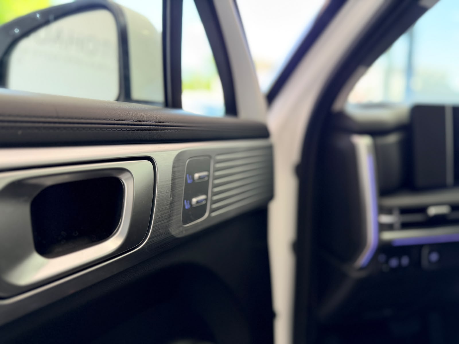 HYUNDAI Santa Fe 1.6 T-GDi HEV Vertex 4WD Automatic*CH-Fahrzeug*Werksgarantie bis 2030*-image-23