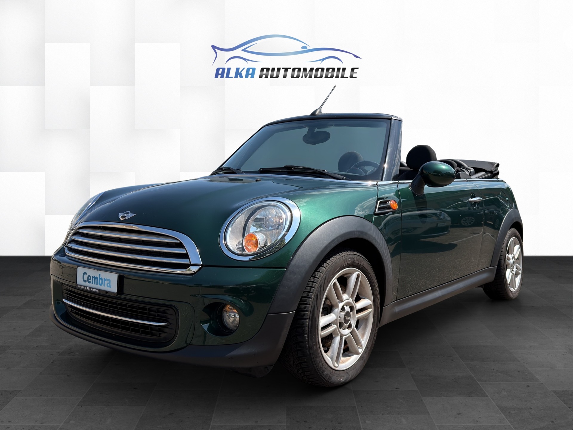 MINI CABRIO-image-0