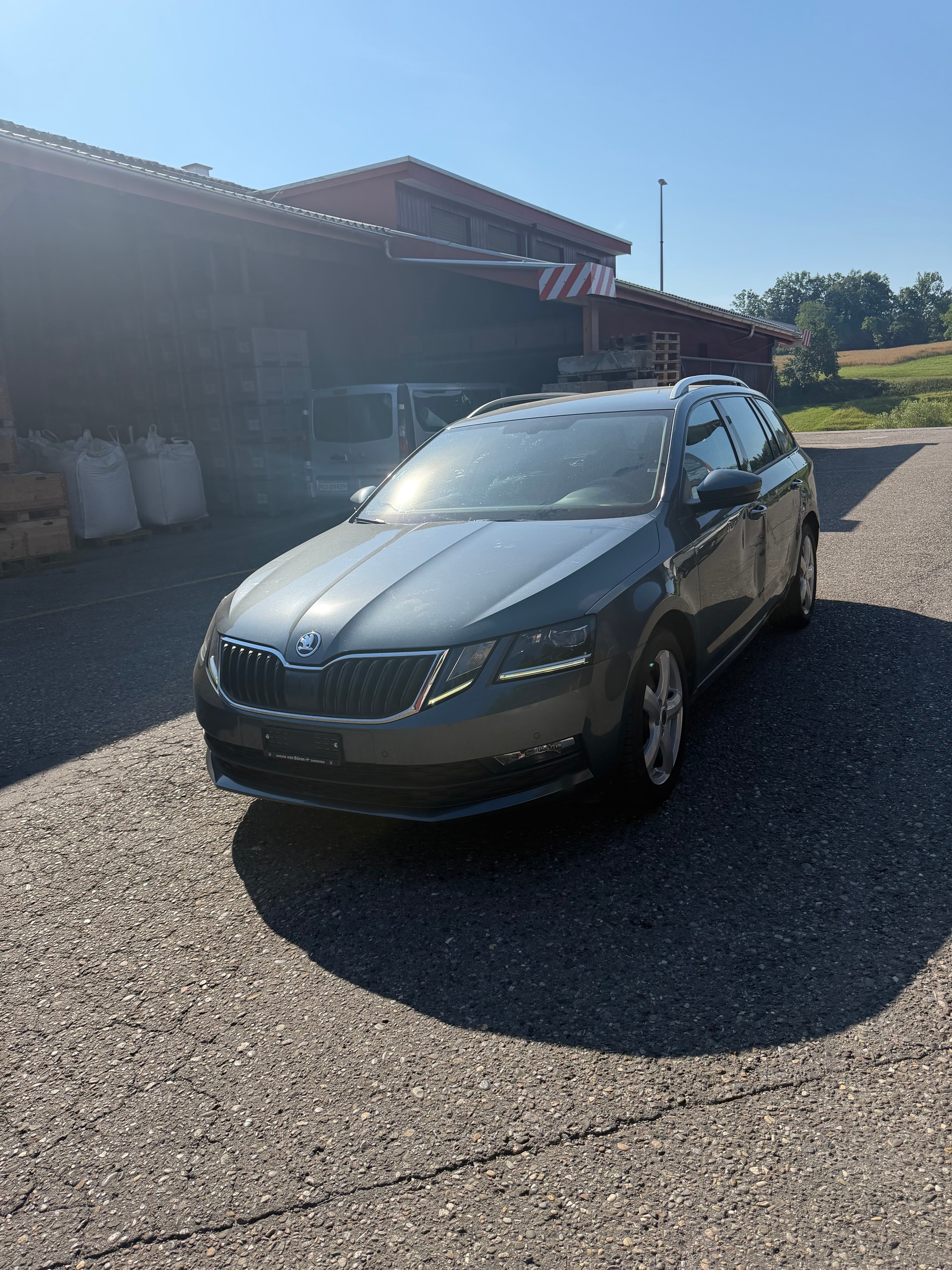 SKODA Octavia Combi 1.8 TSI Style 4x4 DSG-image-0