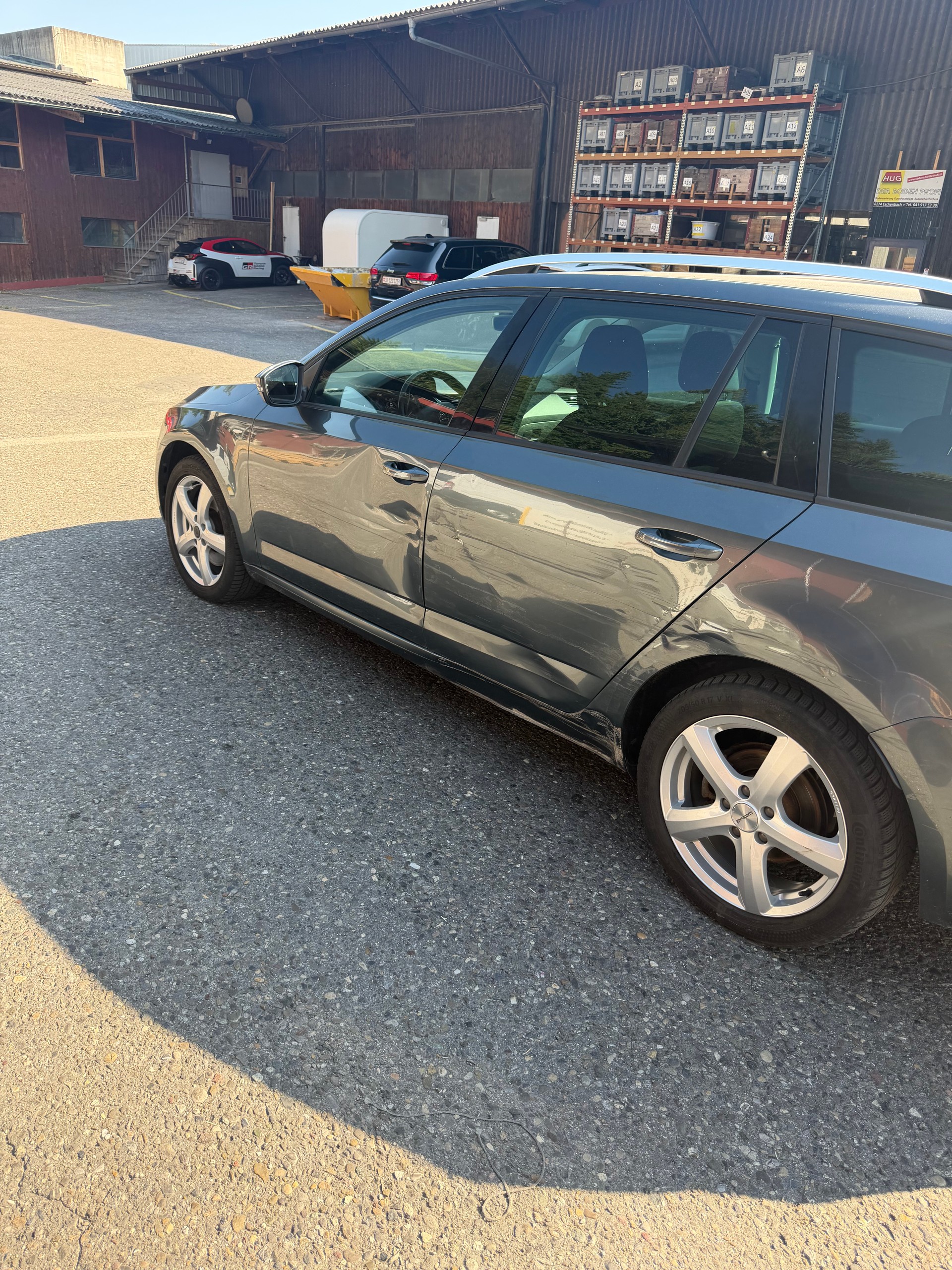 SKODA Octavia Combi 1.8 TSI Style 4x4 DSG-image-6