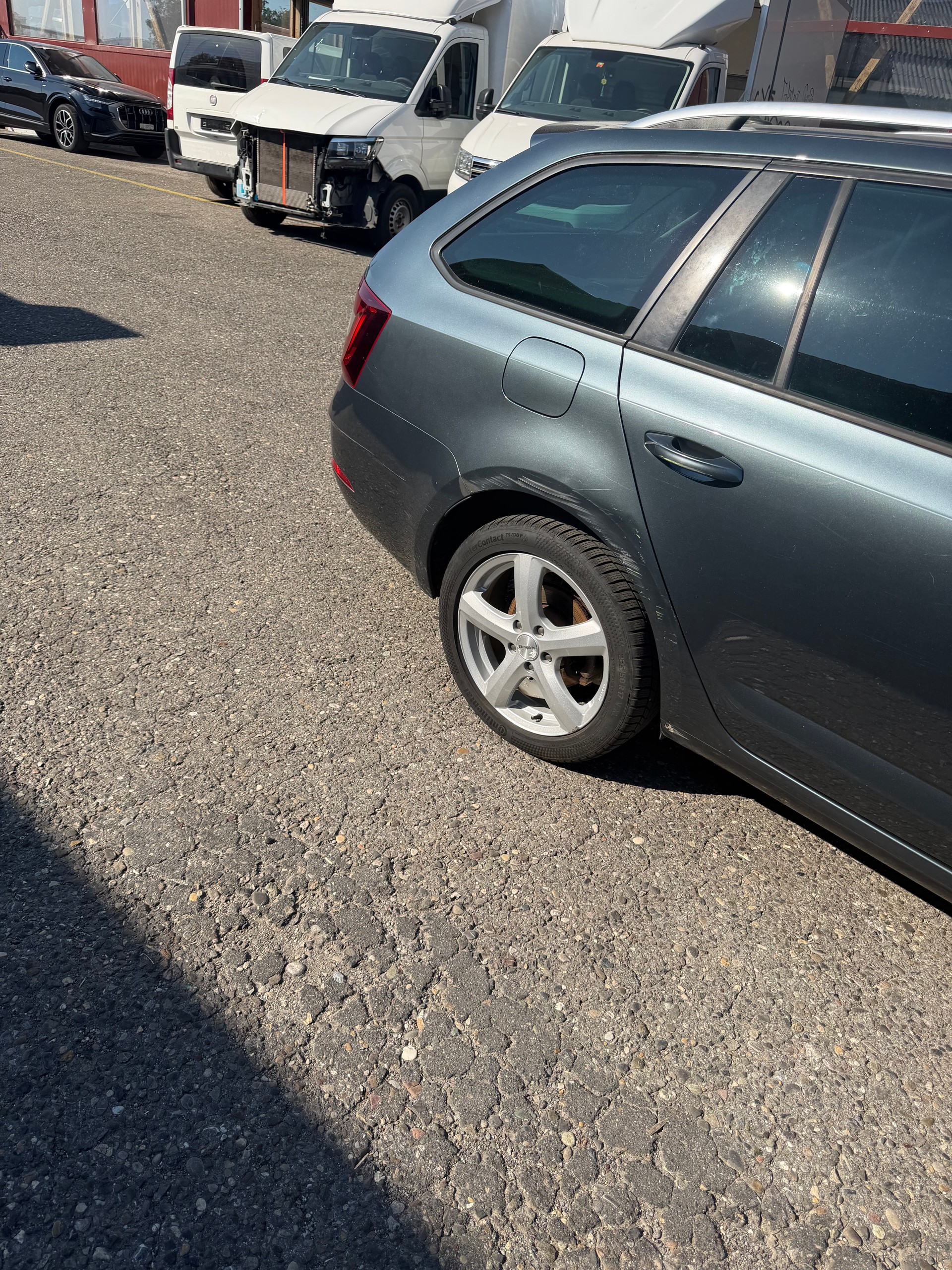 SKODA Octavia Combi 1.8 TSI Style 4x4 DSG-image-4