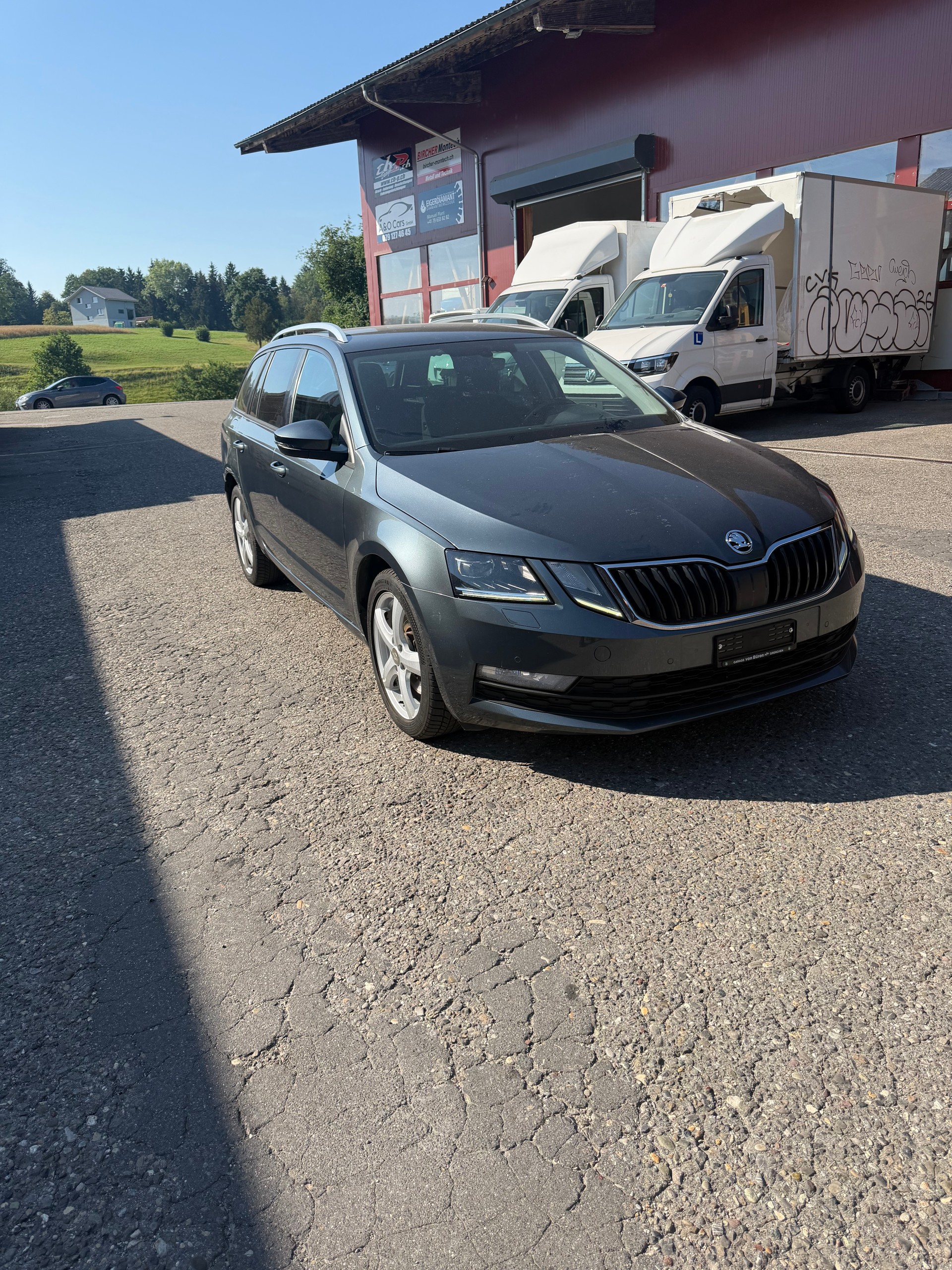 SKODA Octavia Combi 1.8 TSI Style 4x4 DSG-image-1