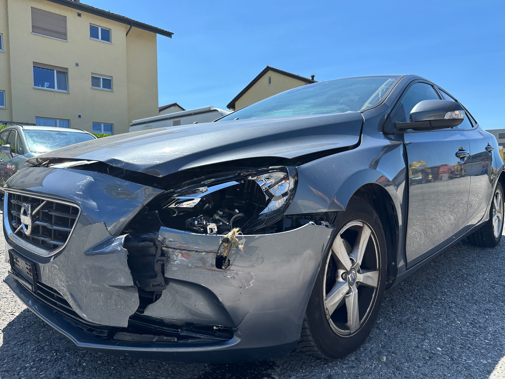 VOLVO V40 D2-showroom-element-3