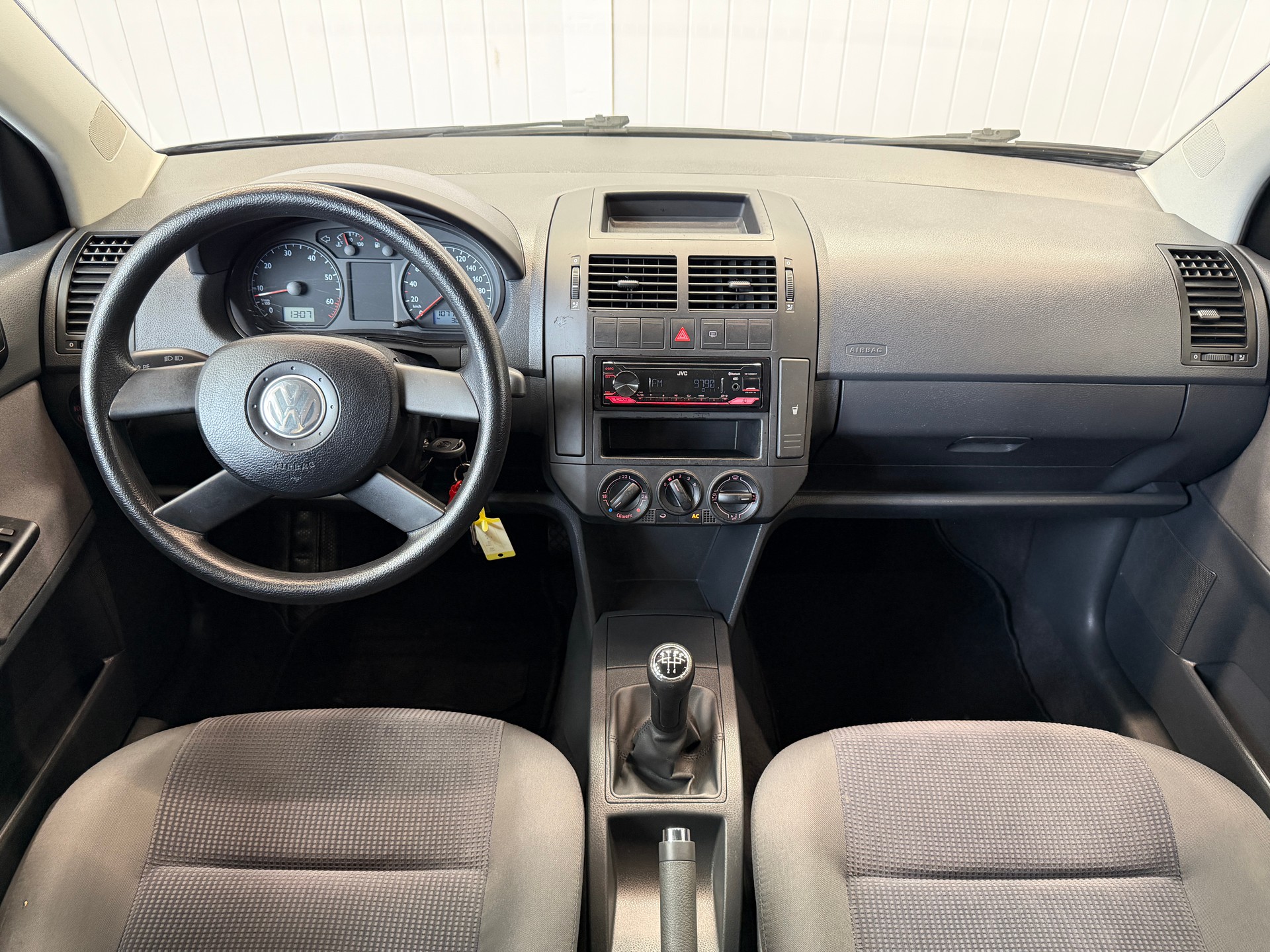 VW Polo 1.4 16V Comfortline-image-9