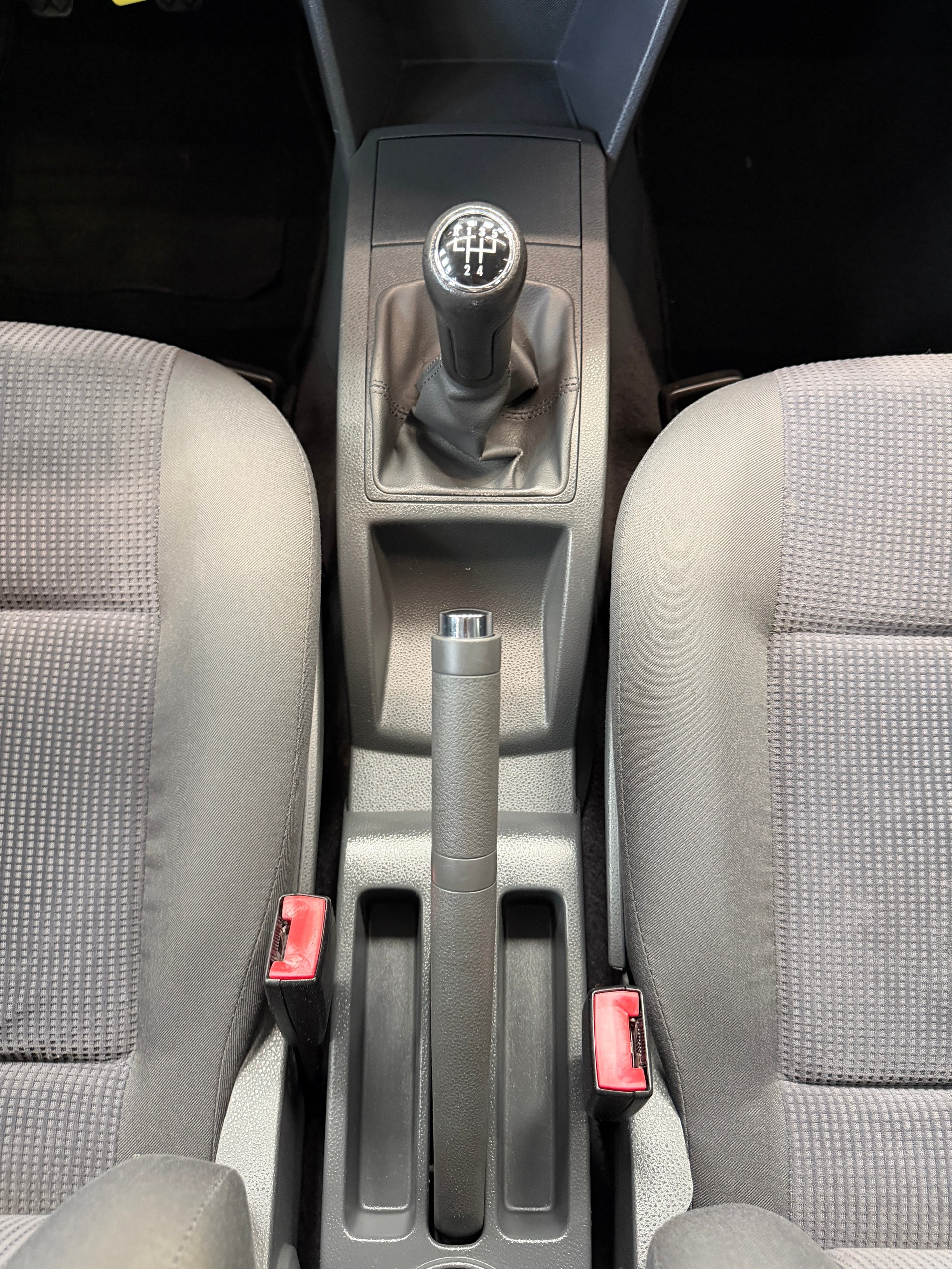 VW Polo 1.4 16V Comfortline-image-15