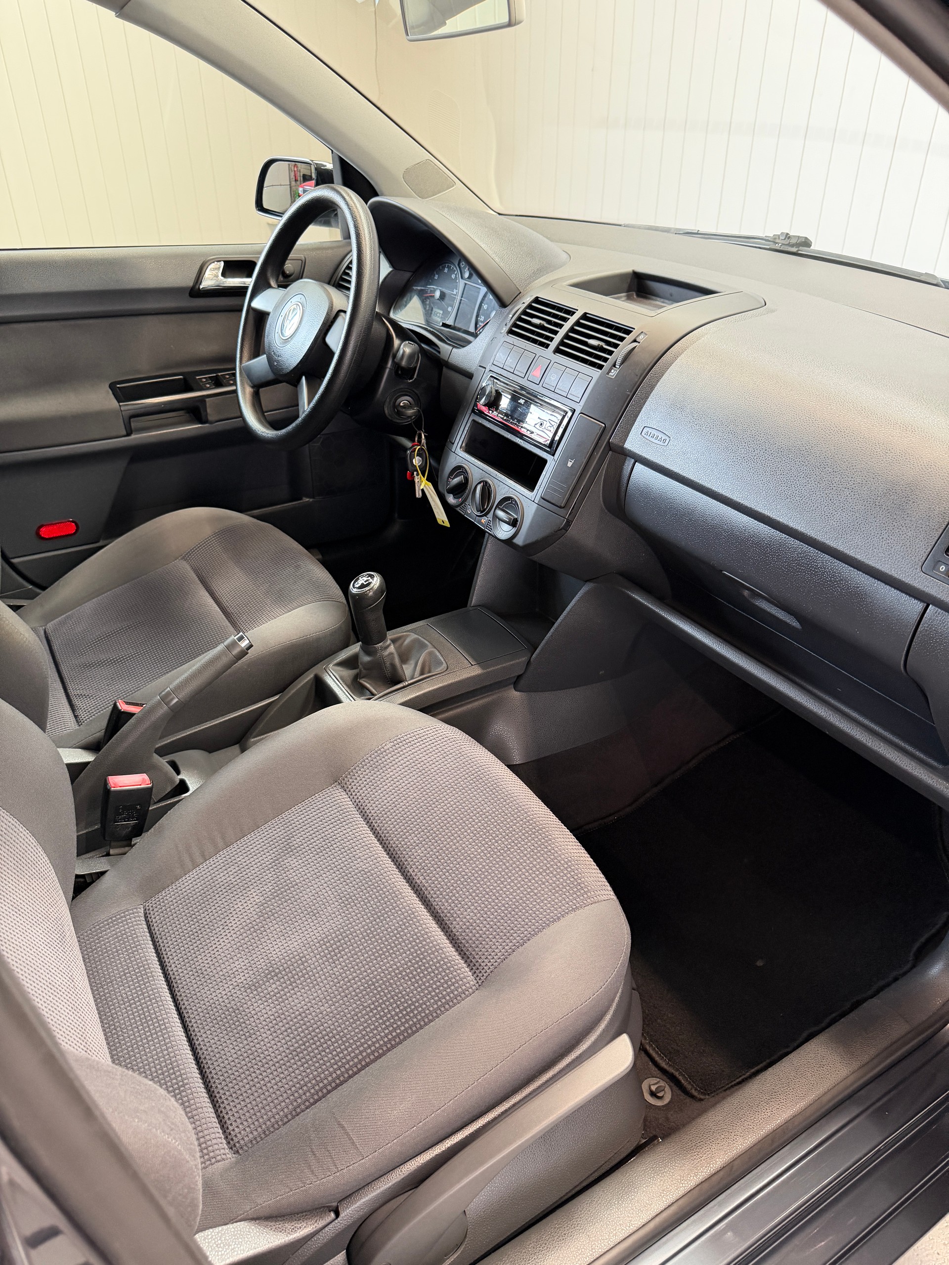VW Polo 1.4 16V Comfortline-image-10