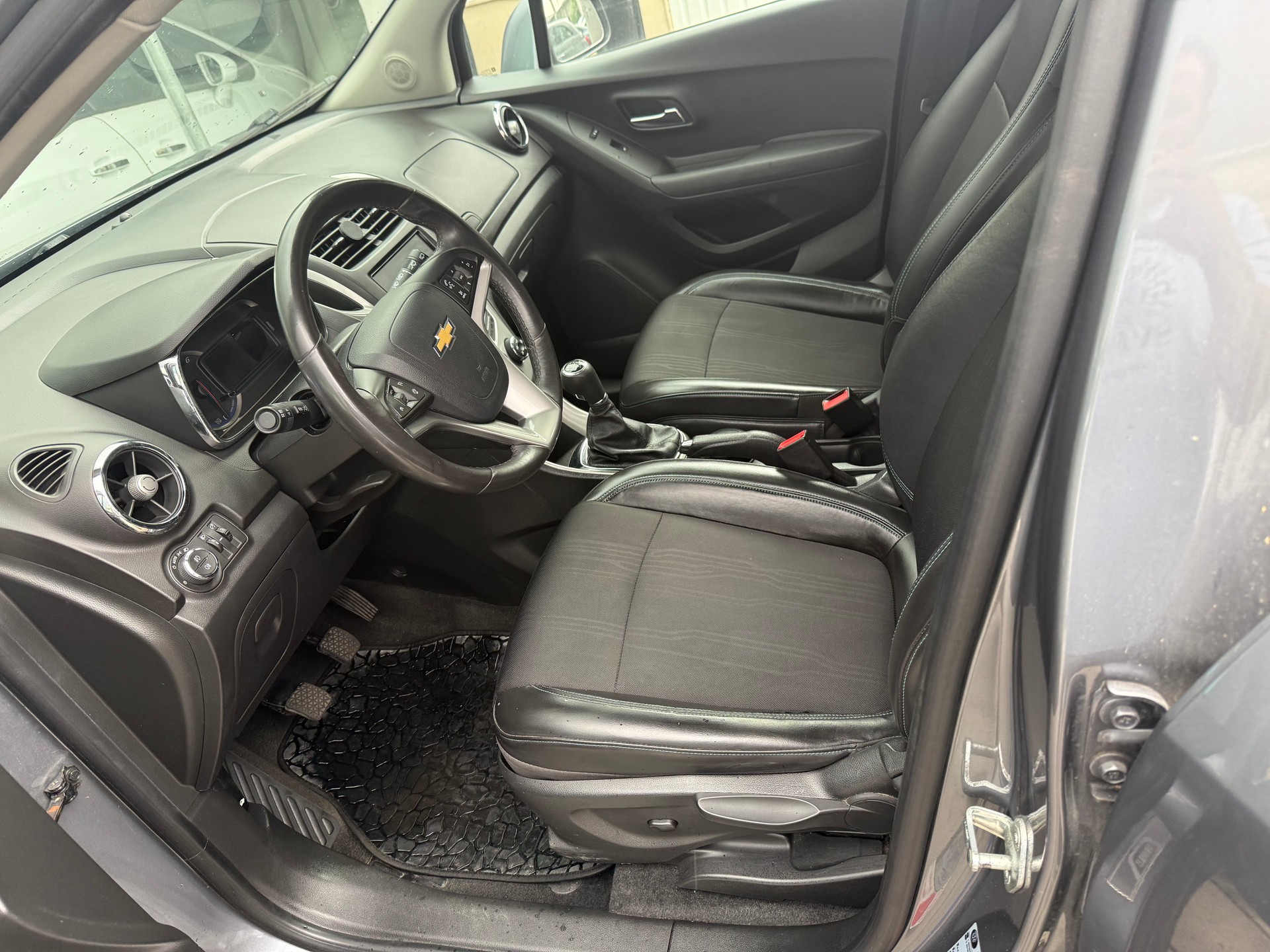 CHEVROLET Trax 1.7 VCDi LTZ 4WD-image-7