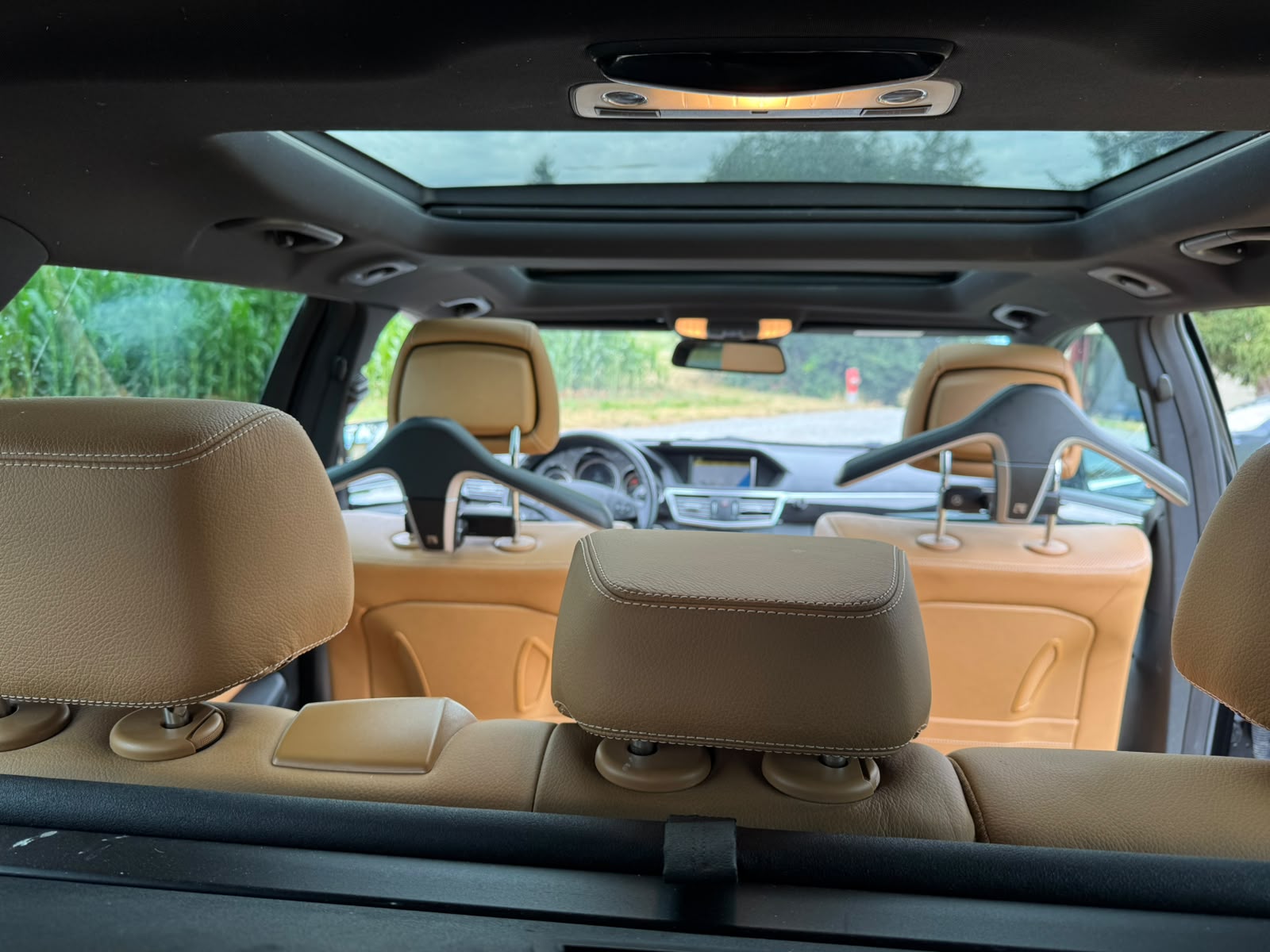 MERCEDES-BENZ E 350 CDI BlueEff. Avantgarde 4Matic 7G-Tronic-image-8
