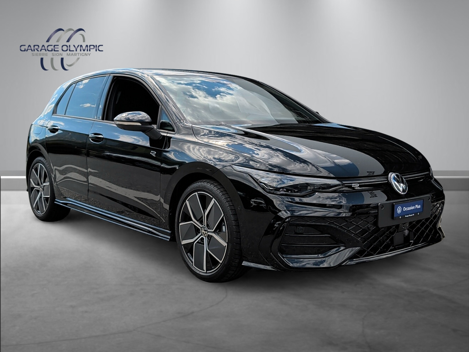 VW Golf 1.5 e TSI mHEV R-Line DSG-image-1