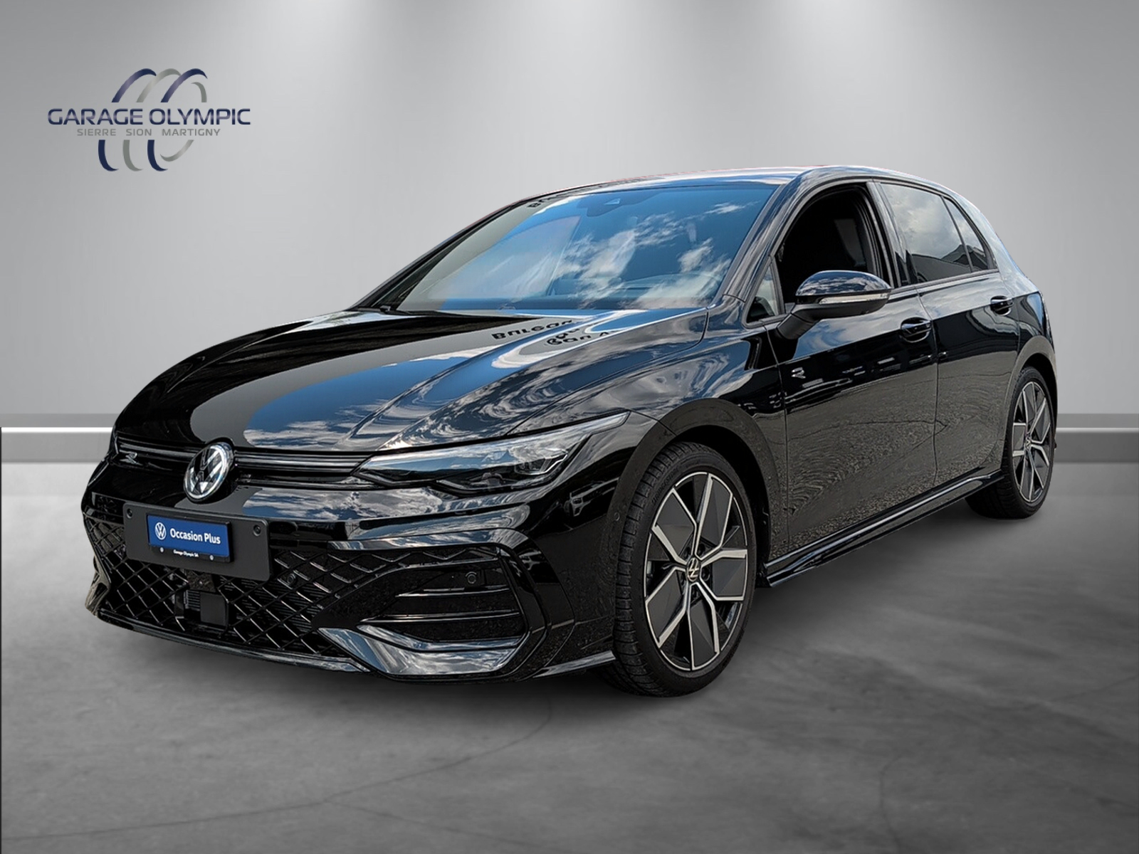 VW Golf 1.5 e TSI mHEV R-Line DSG-image-0