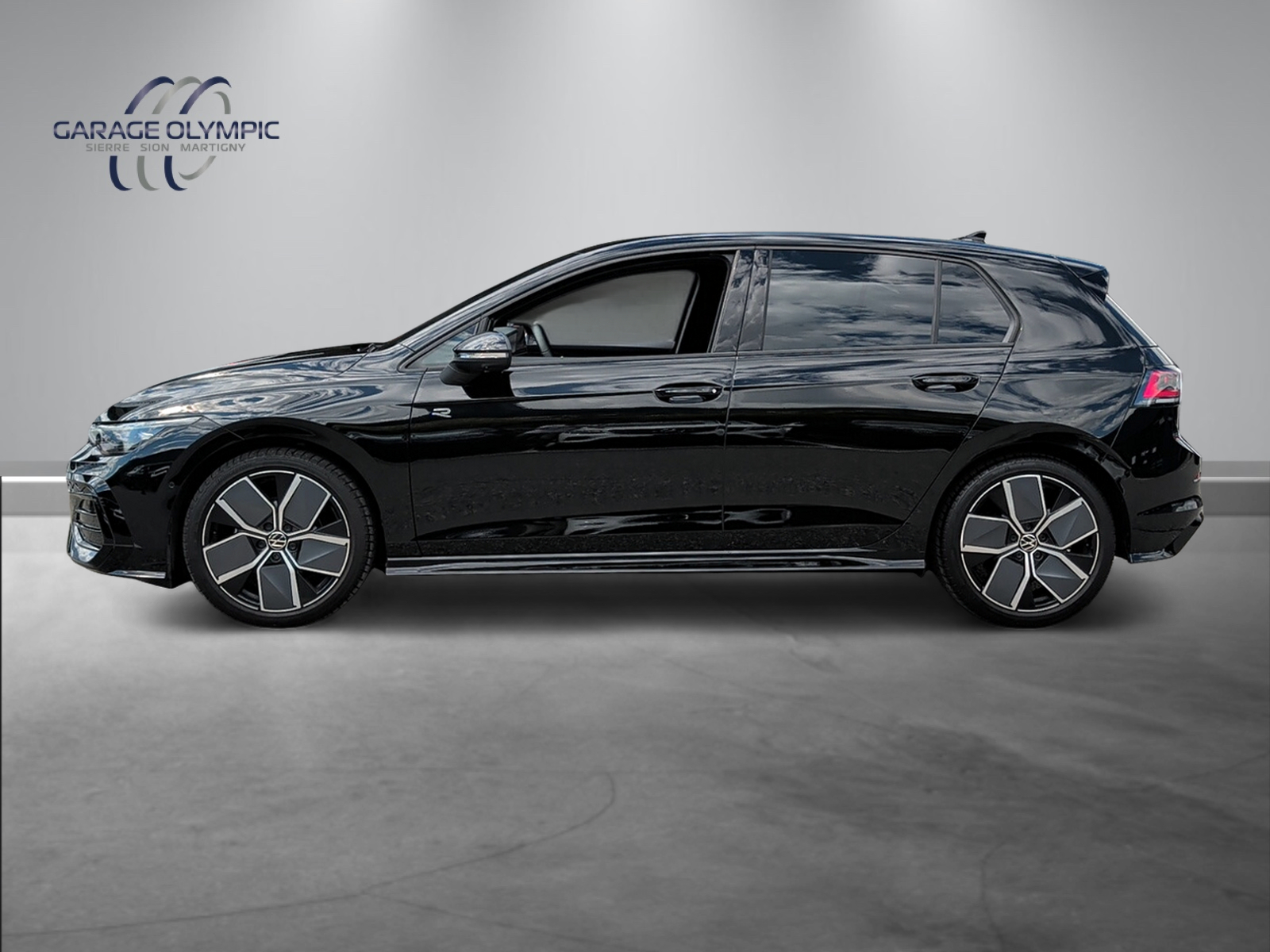 VW Golf 1.5 e TSI mHEV R-Line DSG-image-4