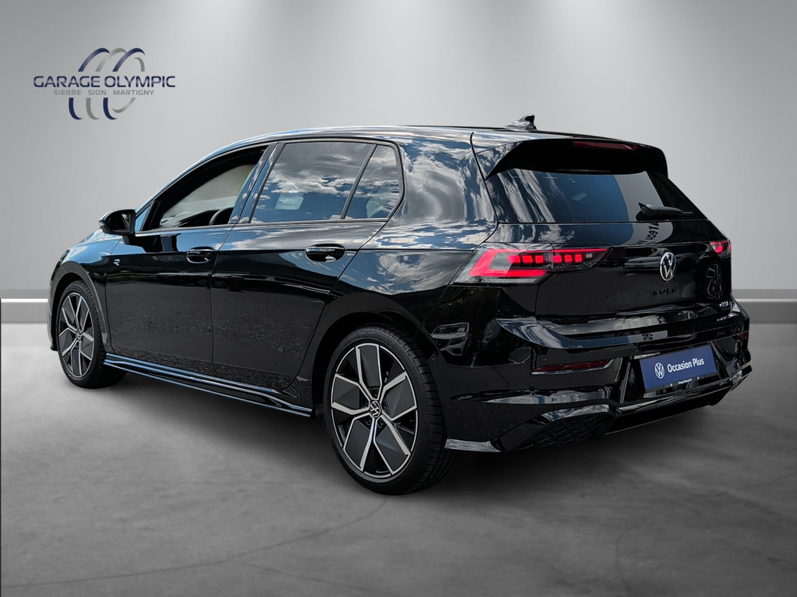 VW Golf 1.5 e TSI mHEV R-Line DSG-showroom-element-3