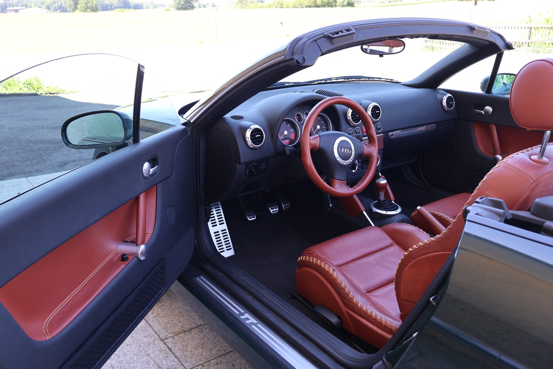 AUDI Roadster 1.8 Turbo-image-9