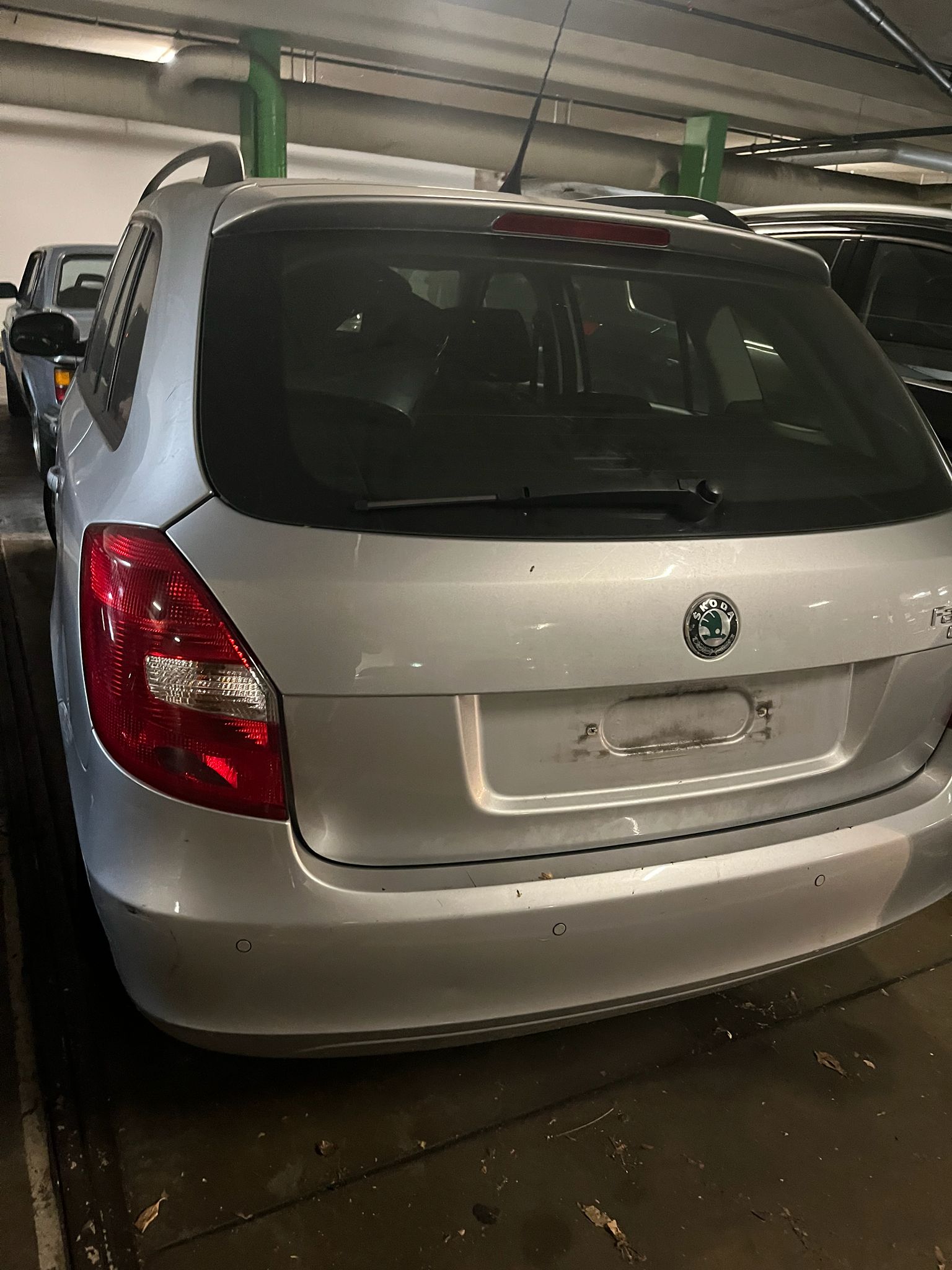 SKODA Fabia 1.2 TSI Ambiente-image-9