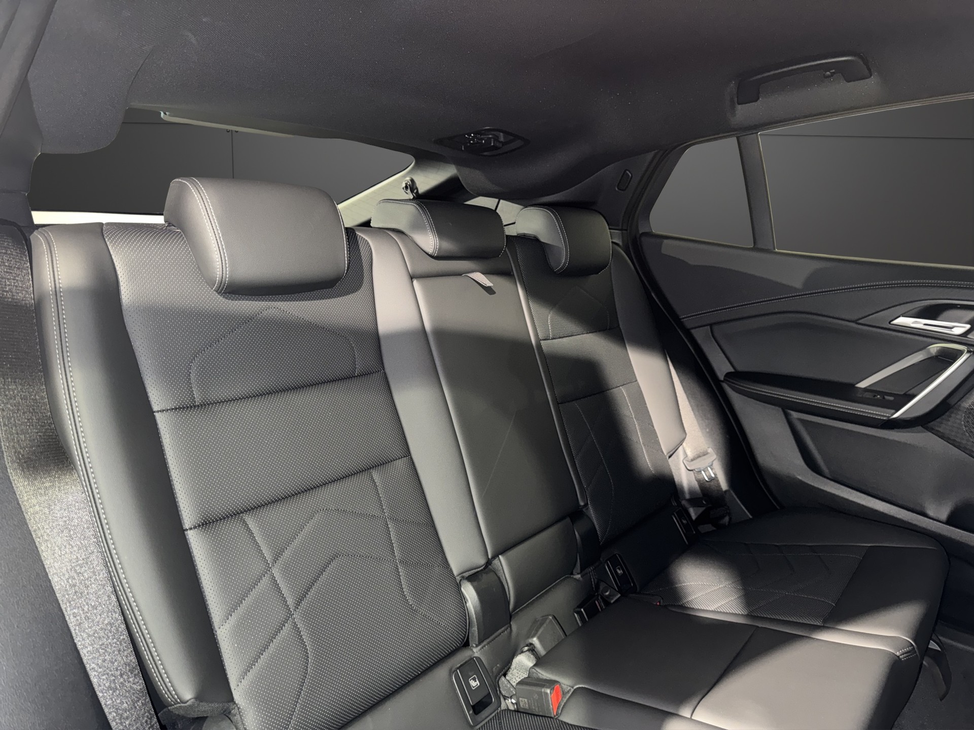 BMW X2 18d sDrive M Sport-image-16